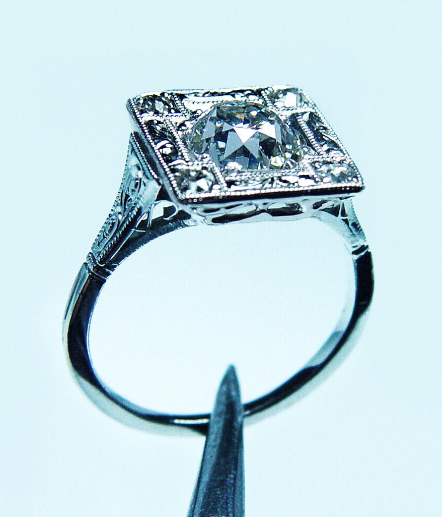ART DECO 1.57ct center Old European Diamond Platinum Engagement Ring Appraisal For Sale 6