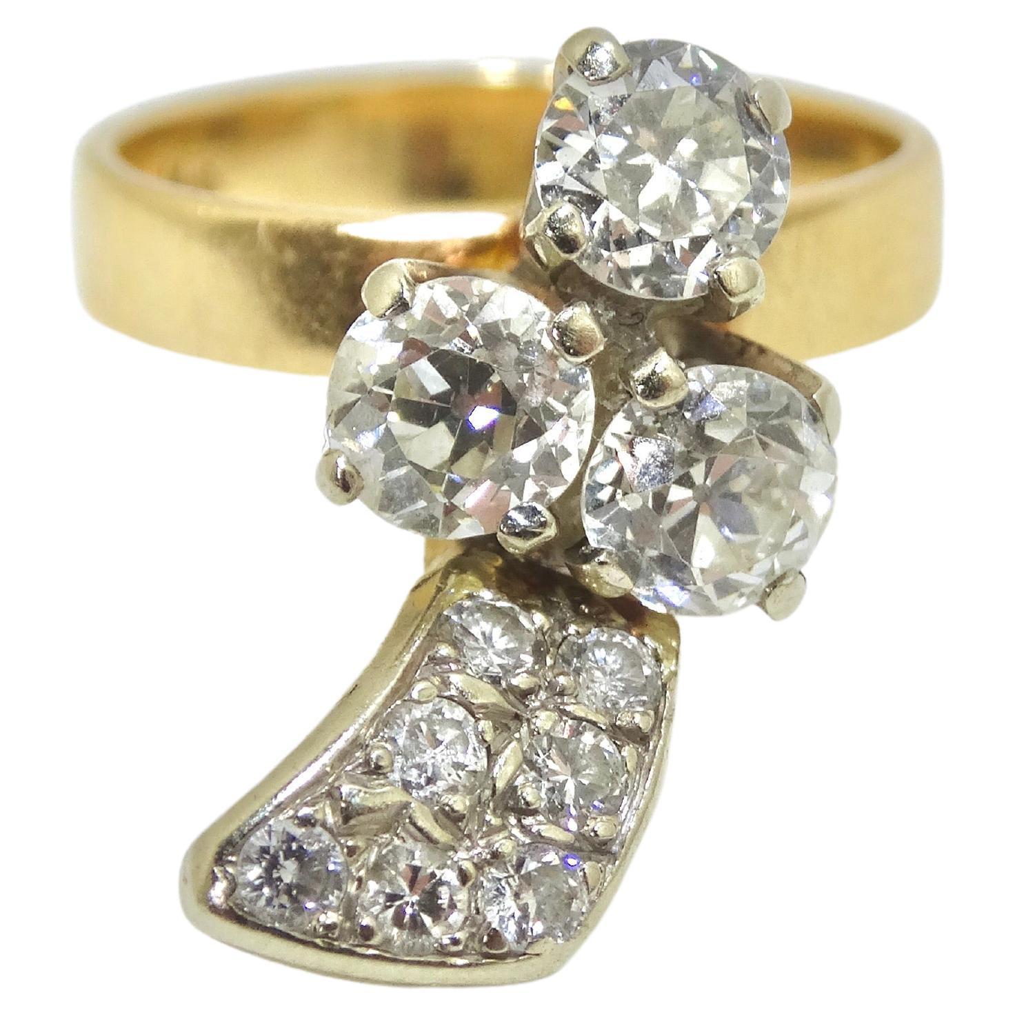Art Deco 1,5 Karat Diamant 14 Karat Gold Kleiner Ring im Angebot