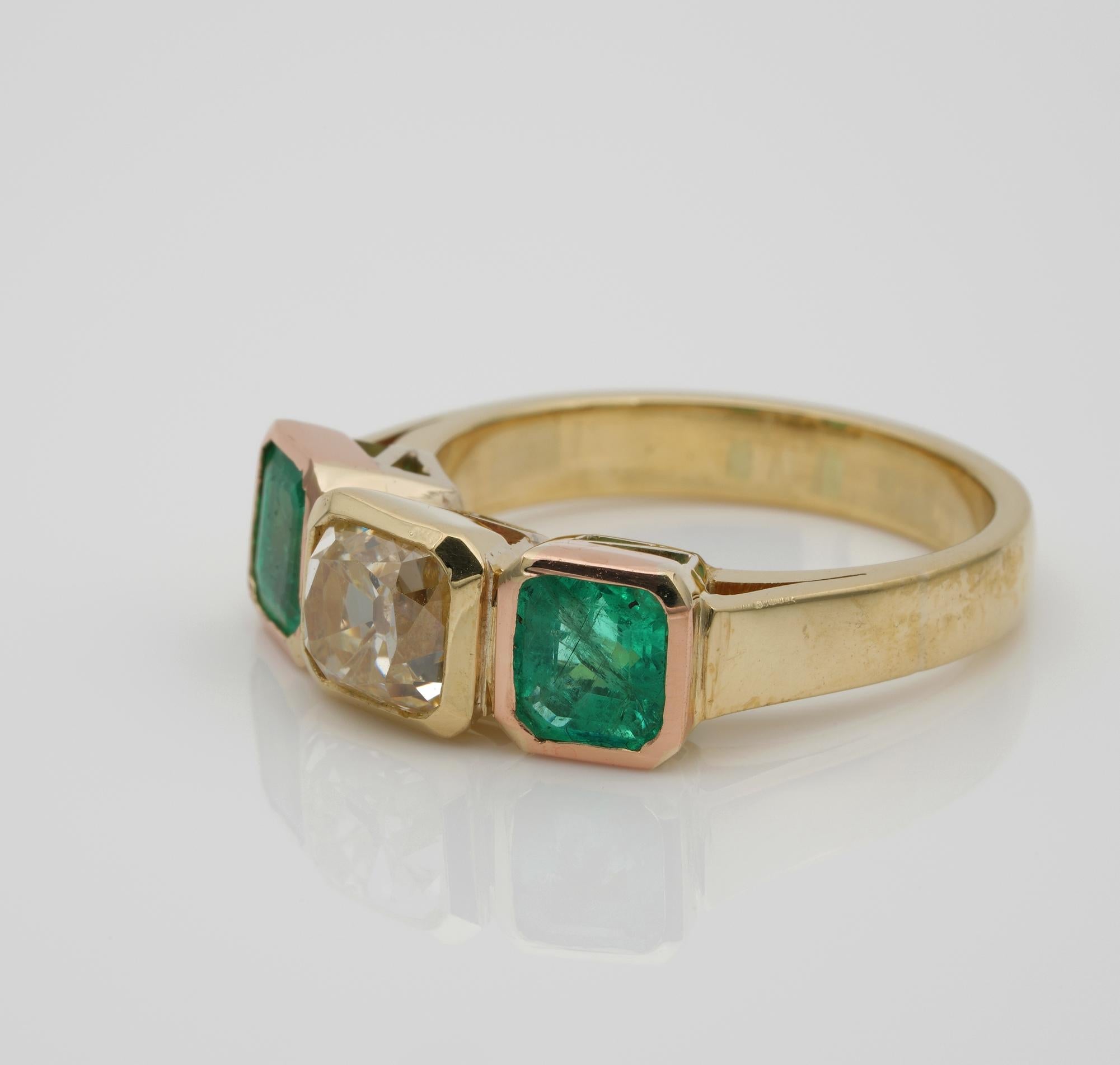 Women's Art Deco 1.60 Ct Fancy Yellow Old Mine Diamond 3.30 Ct Colombian Emerald Trilogy For Sale