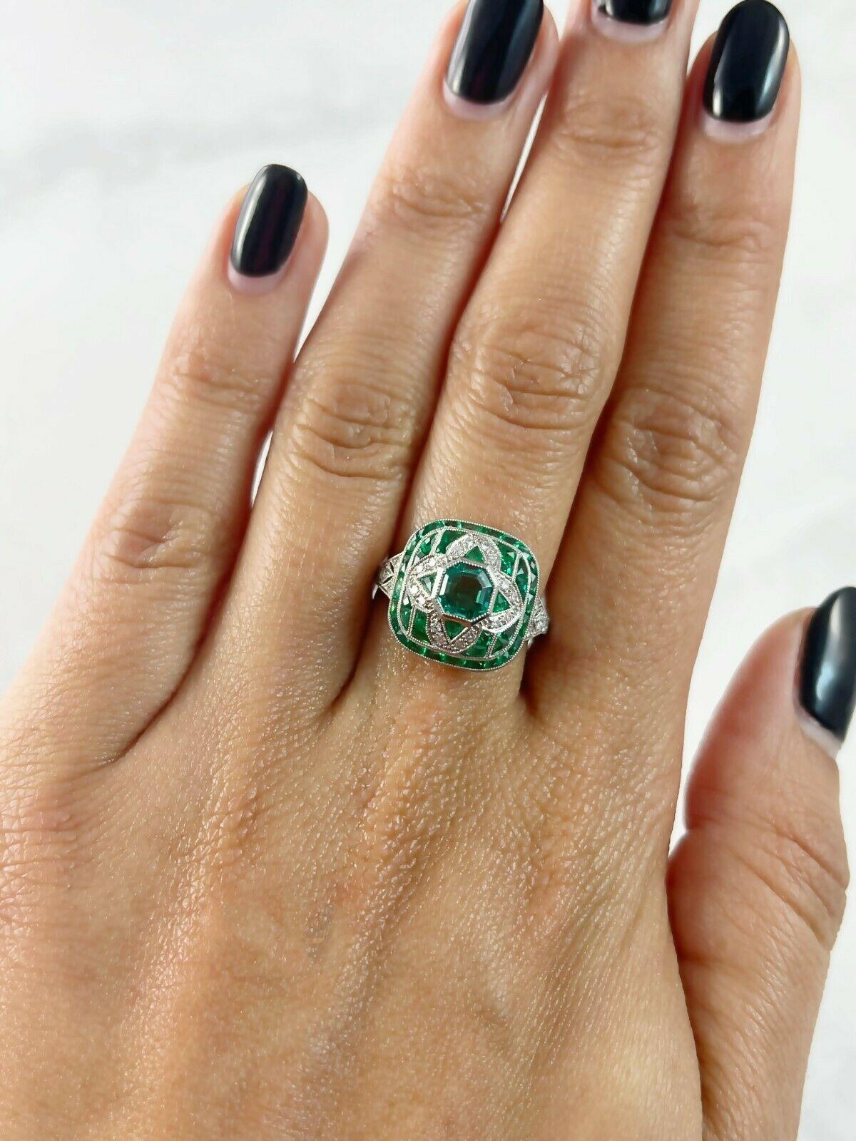 Art Deco Style 1.64 Carat Octagon Emerald Diamond Platinum Engagement Ring In New Condition In Los Angeles, CA