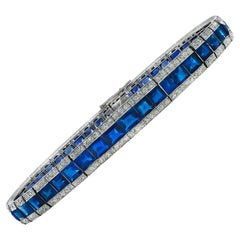 Antique Art Deco 16.40 Carat Sapphire and Diamond Bangle Bracelet