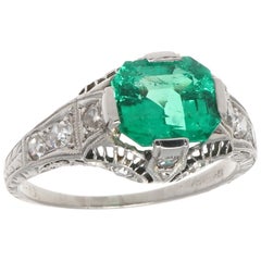 Art Deco 1.66 Carat Emerald Diamond Platinum Ring
