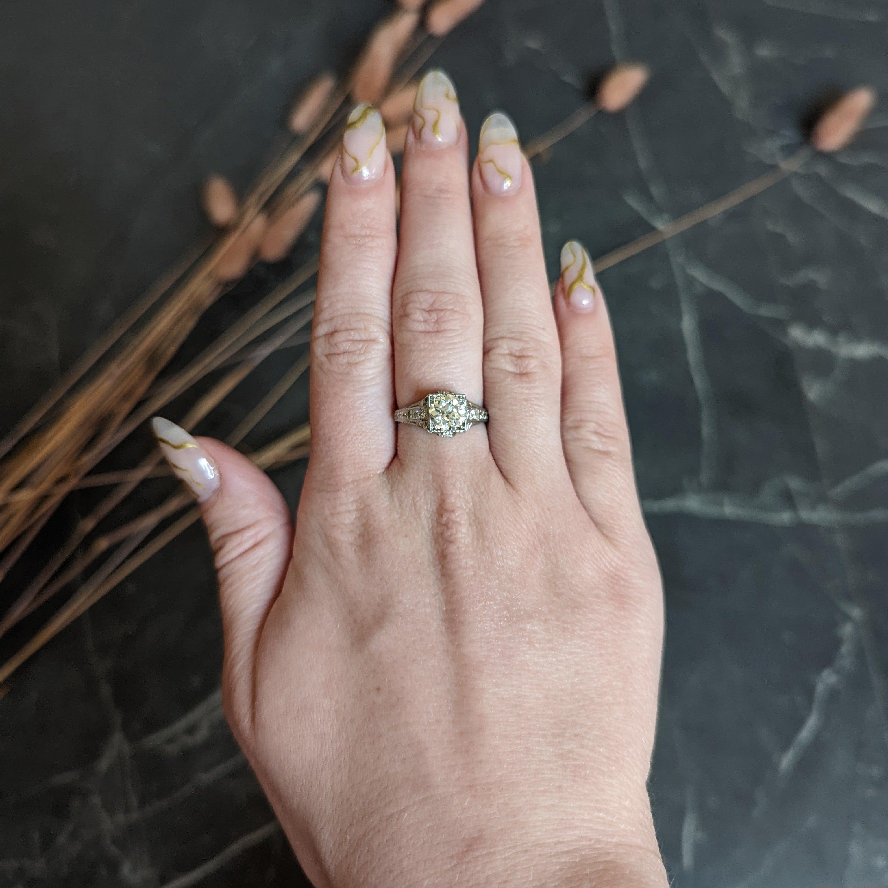 Art Deco 1.67 Carats Diamond Platinum Orange Blossom Engagement Ring For Sale 5