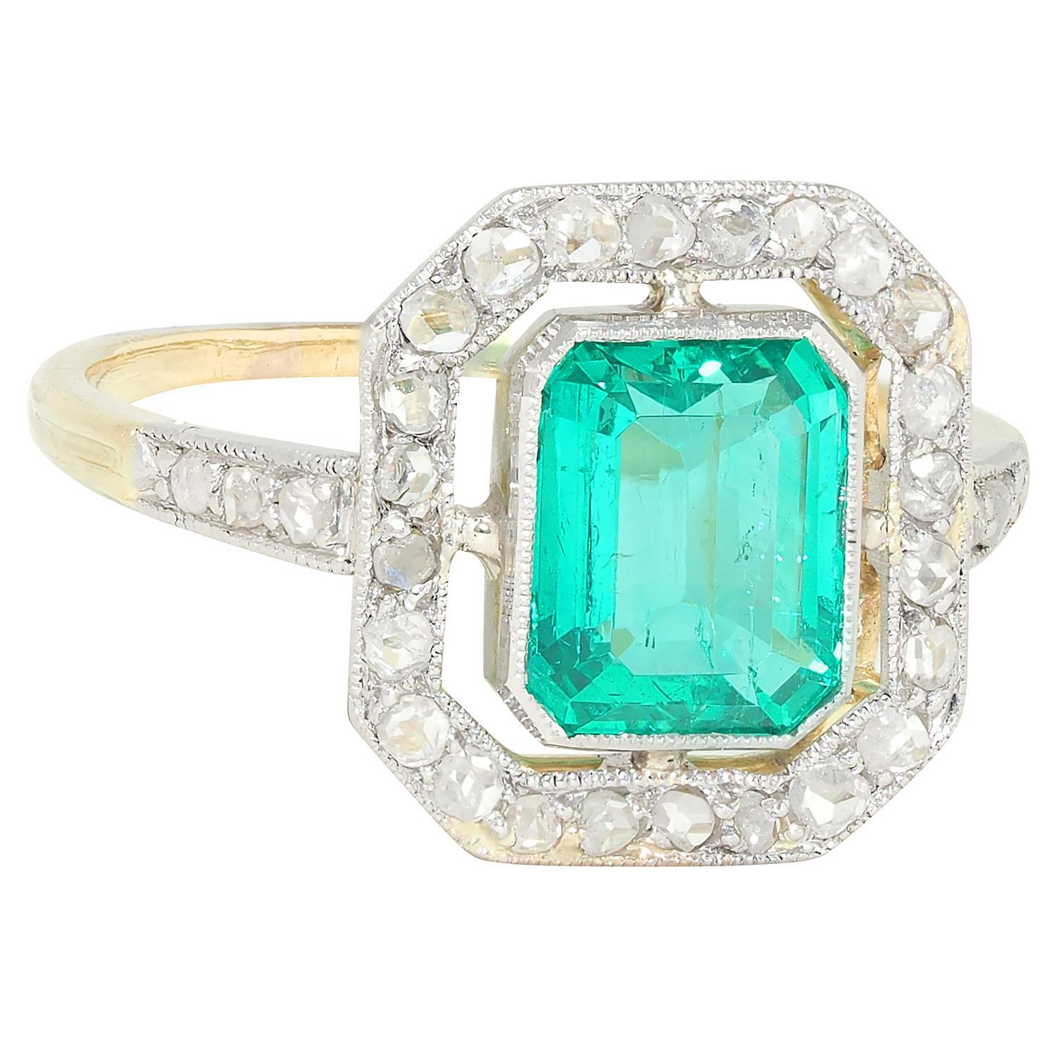Art Deco 1.67 CTW Colombian Emerald Diamond Platinum 18K Gold Antique Halo Ring Art Decó en venta