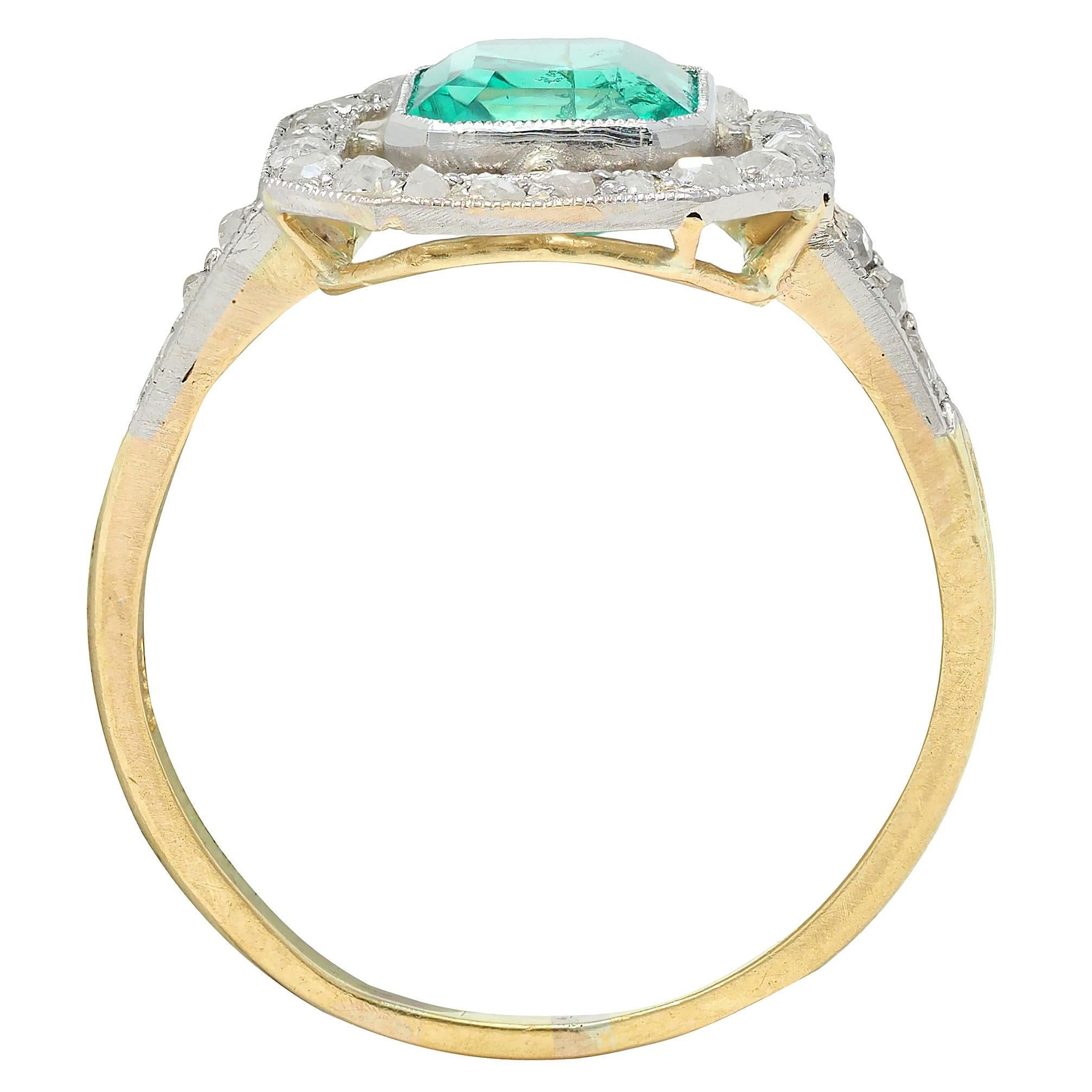 Art Deco 1.67 CTW Colombian Emerald Diamond Platinum 18K Gold Antique Halo Ring en venta 2