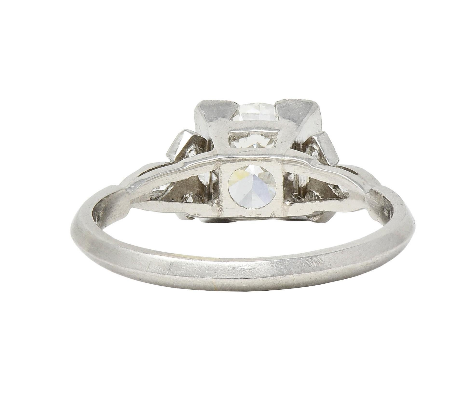 Art Deco 1.68 Karat alter europäischer Diamant Platin Vintage Verlobungsring GIA (Marquiseschliff) im Angebot
