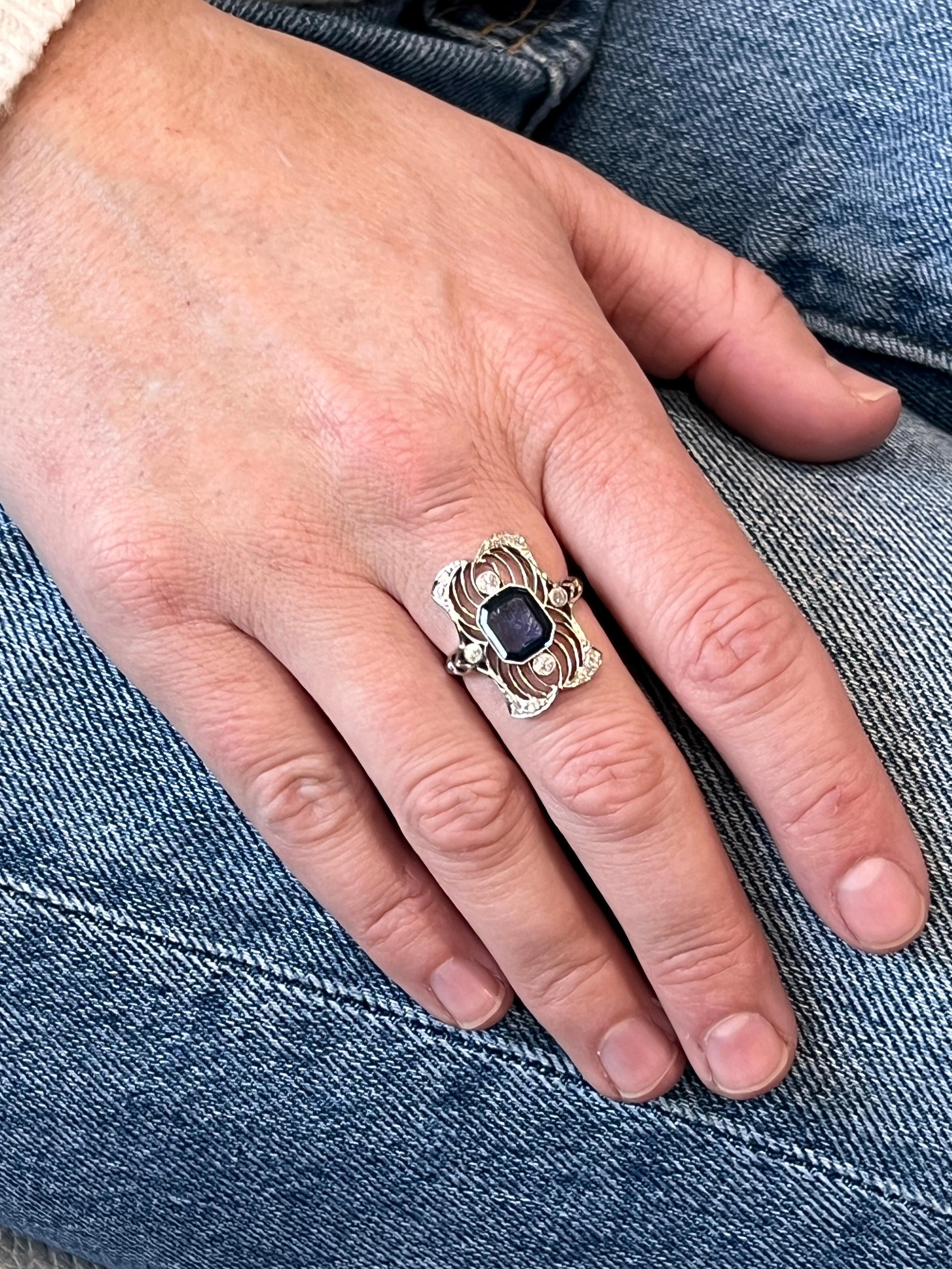 Art Deco 1,69 Karat Blauer Saphir Diamant Platin Filigraner Cocktail Ring im Angebot 3