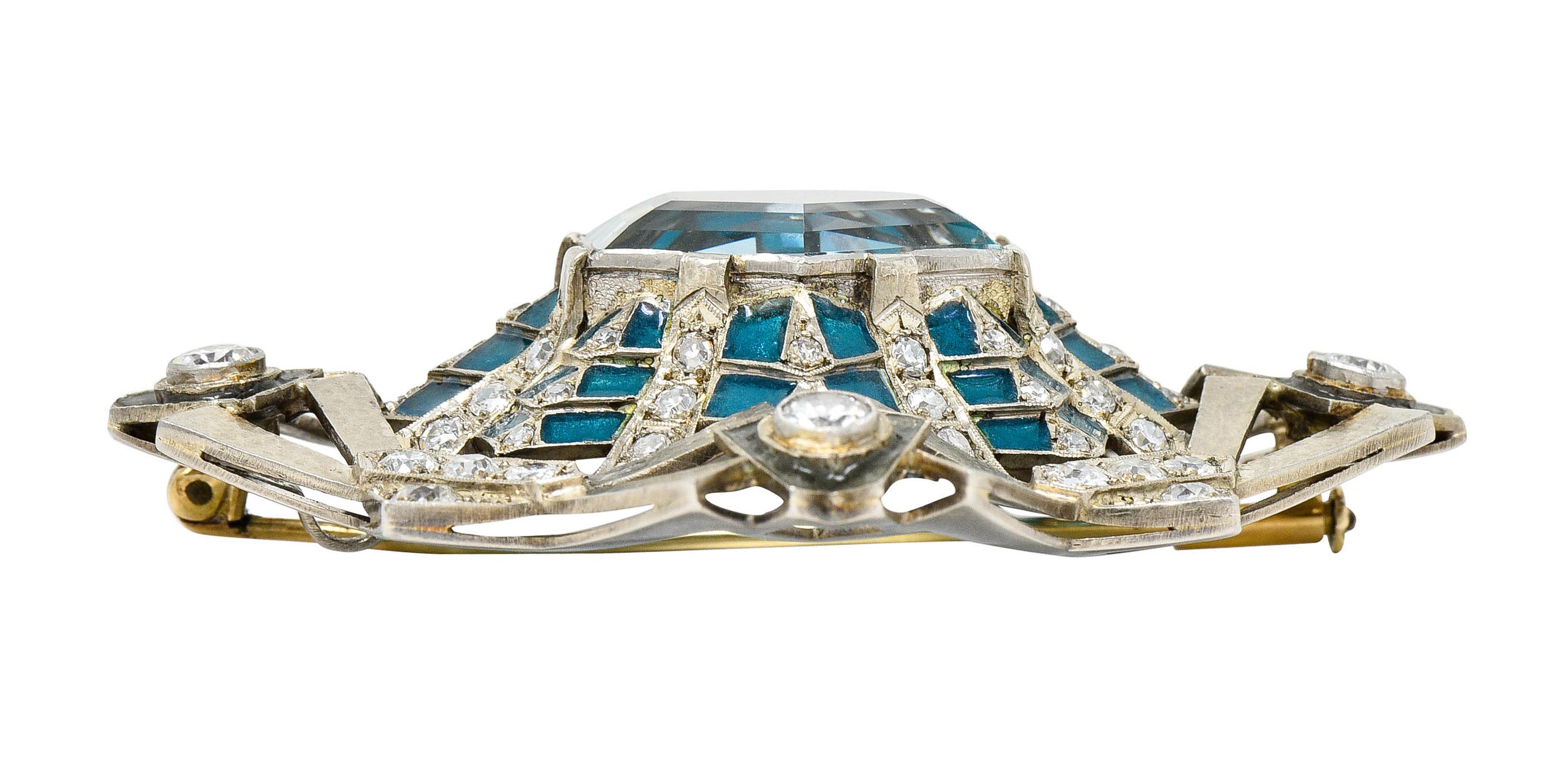 Art Deco 16.90 Carat Aquamarine Diamond Plique-A-Jour 14 Karat White Gold Brooch For Sale 2
