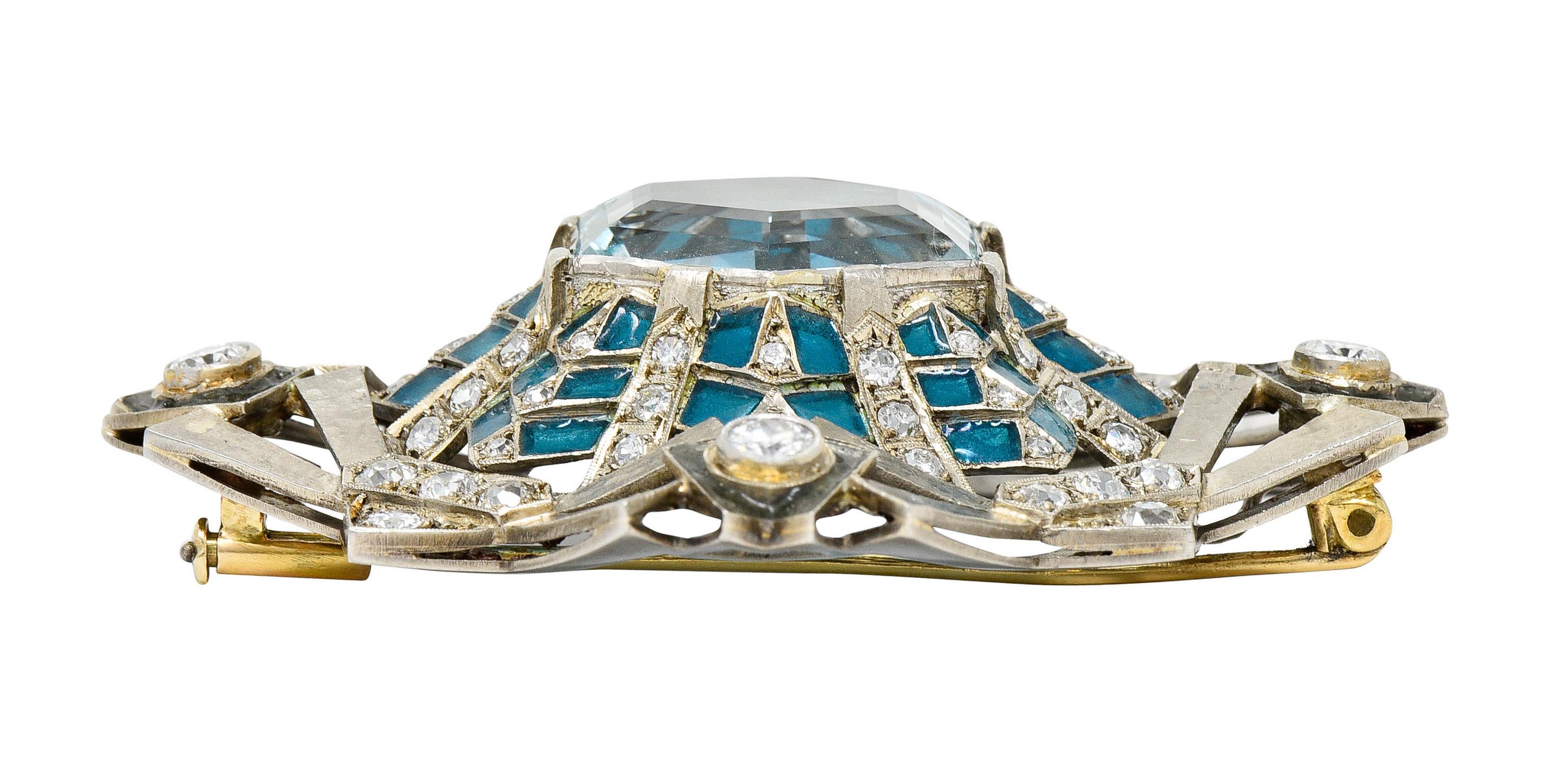 Art Deco 16.90 Carat Aquamarine Diamond Plique-A-Jour 14 Karat White Gold Brooch For Sale 3