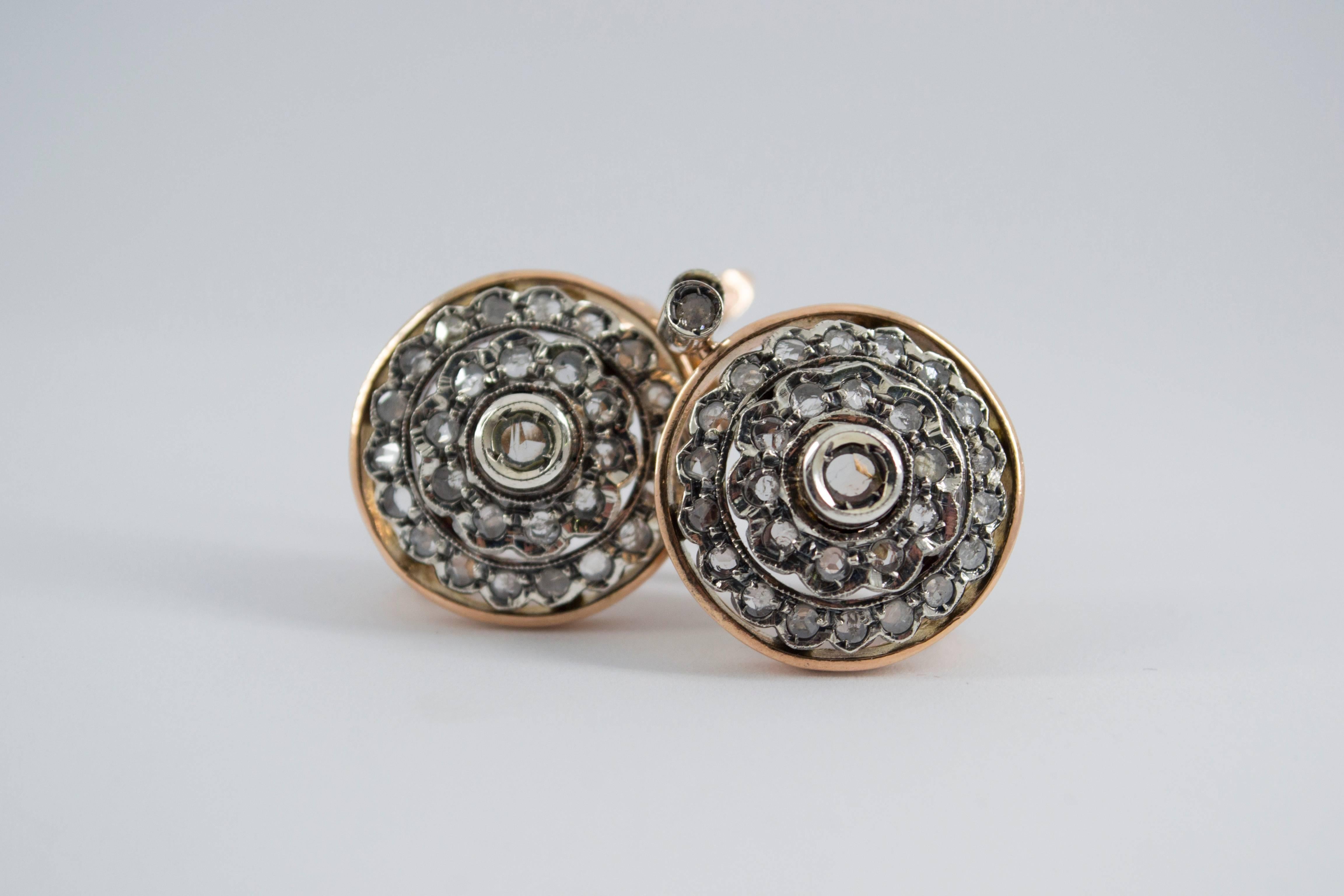 Boucles d'oreilles à levier en or jaune avec diamants blancs de 1,70 carat, style Renaissance en vente 2
