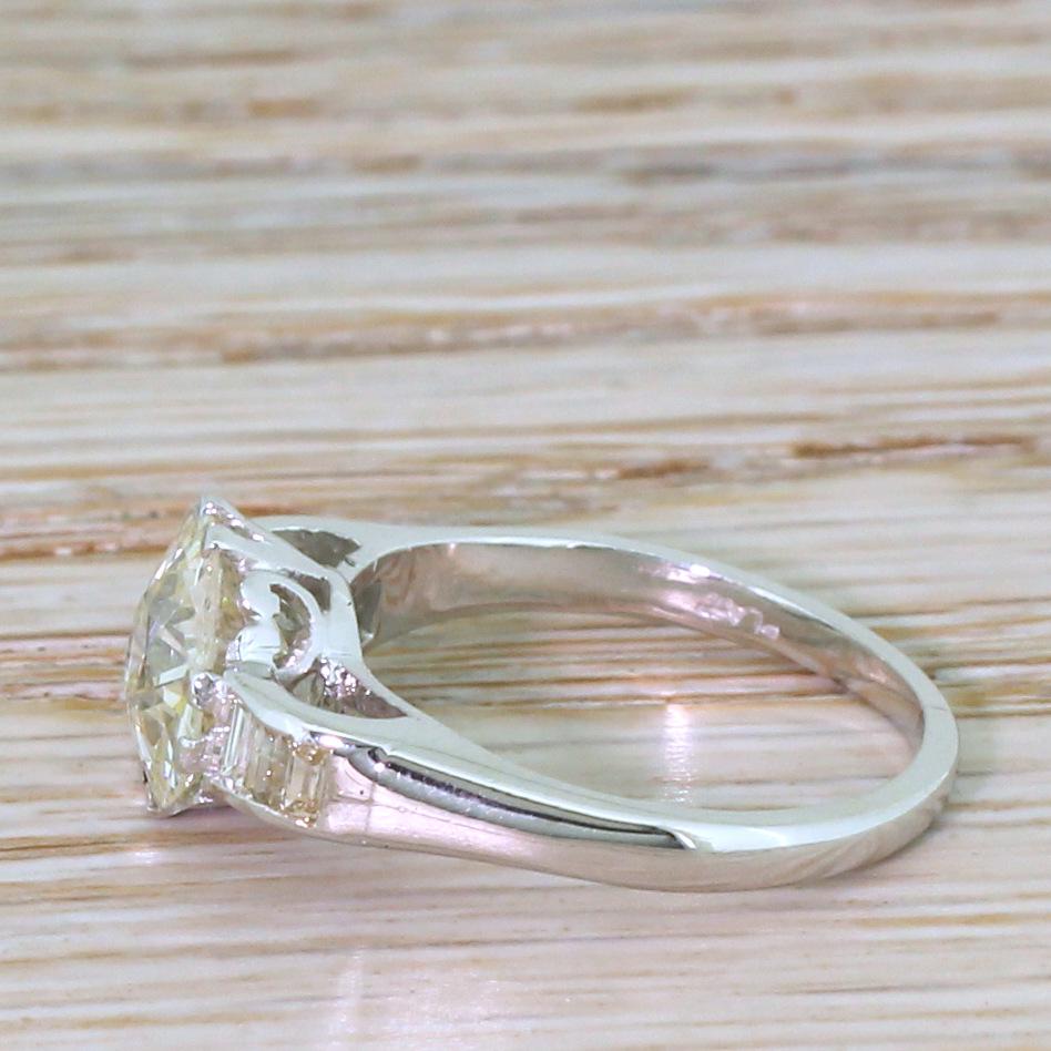 Old European Cut Art Deco 1.70 Carat Old Cut Diamond Engagement Ring
