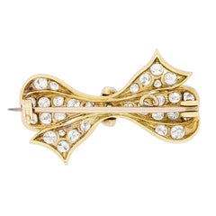 Art Deco 1.70ct Diamond Bow Brooch, c.1930s