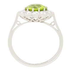 Art Deco 1.70ct Peridot and Diamond Ring, c.1920s