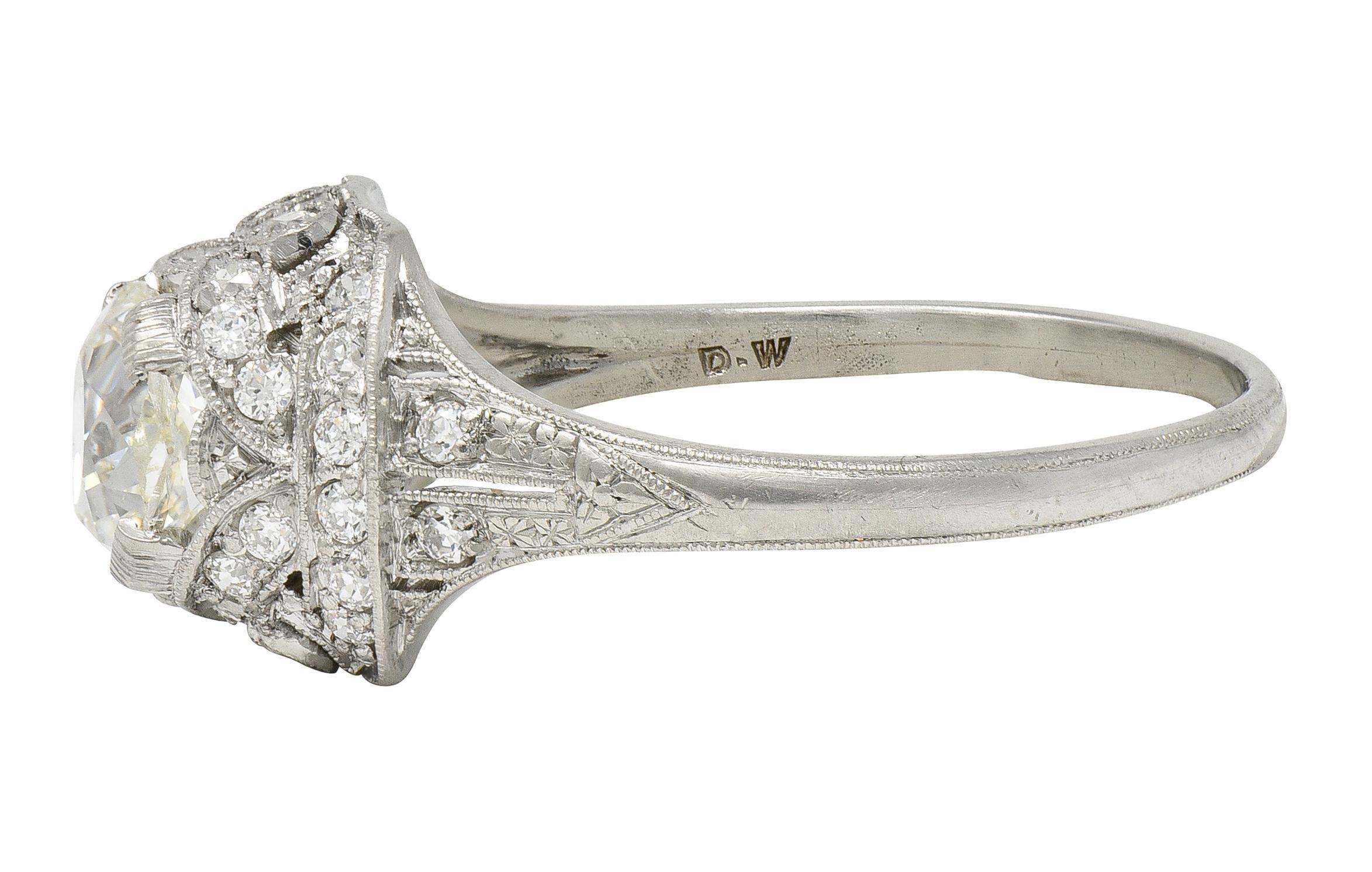 Art Deco 1.71 CTW Old Mine Cut Diamond Platinum Ribbon Vintage Verlobungsring Damen im Angebot