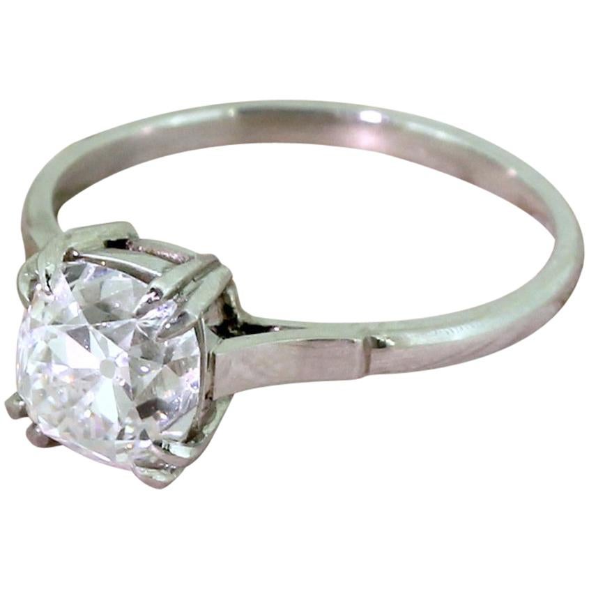 Art Deco 1.72 Carat Old Mine Cut Diamond Engagement Ring For Sale