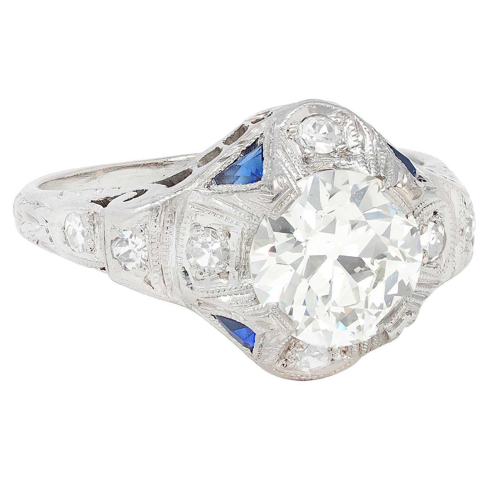 Taille vieille Europe Bague de fiançailles vintage Art déco en platine avec diamant européen ancien de 1.72 carat, certifié GIA en vente