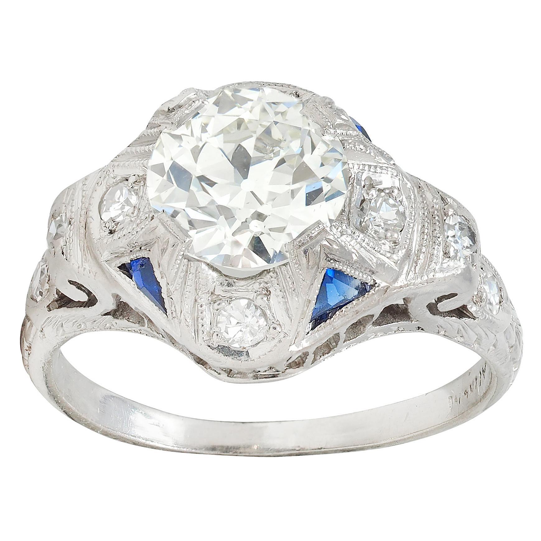 Bague de fiançailles vintage Art déco en platine avec diamant européen ancien de 1.72 carat, certifié GIA en vente 3