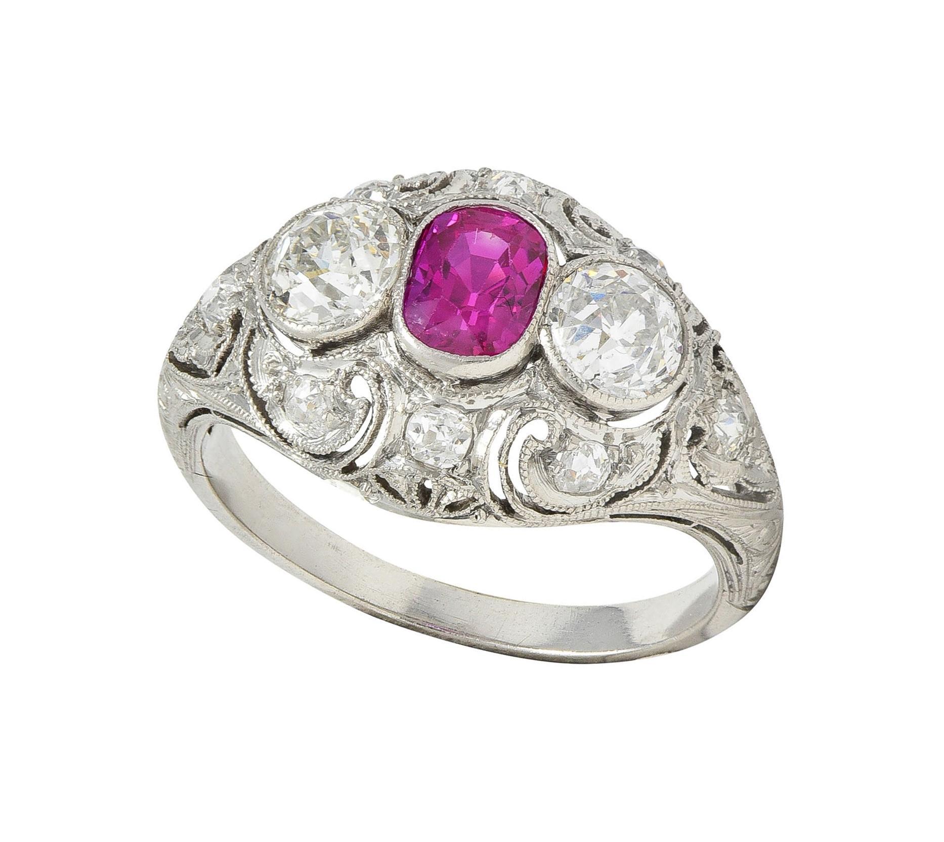 Art Decó 1,75 CTW Sin Calor Rubí de Birmania Diamante Platino Anillo Bombé Vintage GIA en venta 6