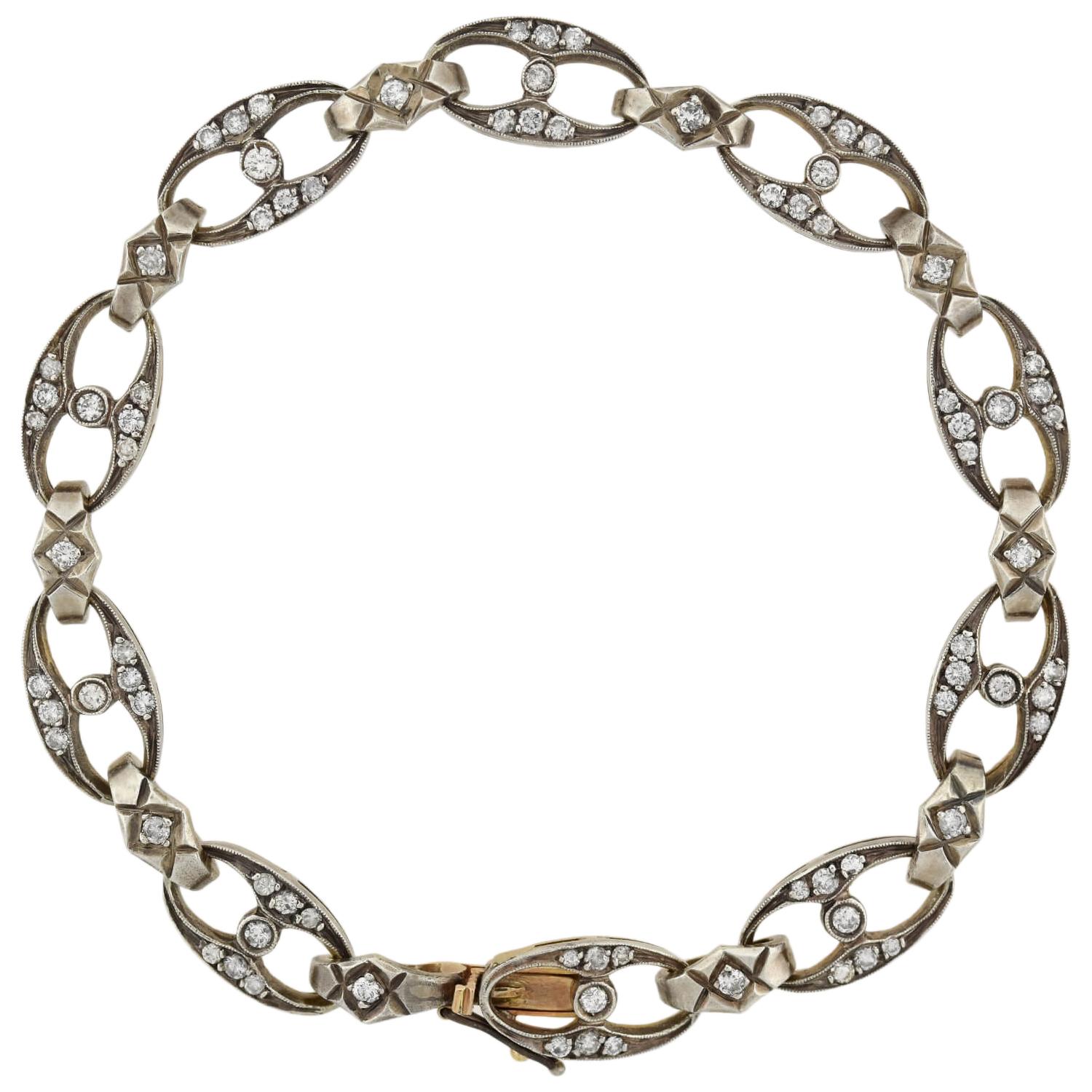 Art Deco 1.75 Total Carat Diamond Encrusted Link Bracelet For Sale