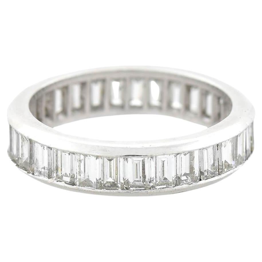 Eternity-Ring, Art déco, 1,75 Karat Baguette-Diamant, Art déco im Angebot