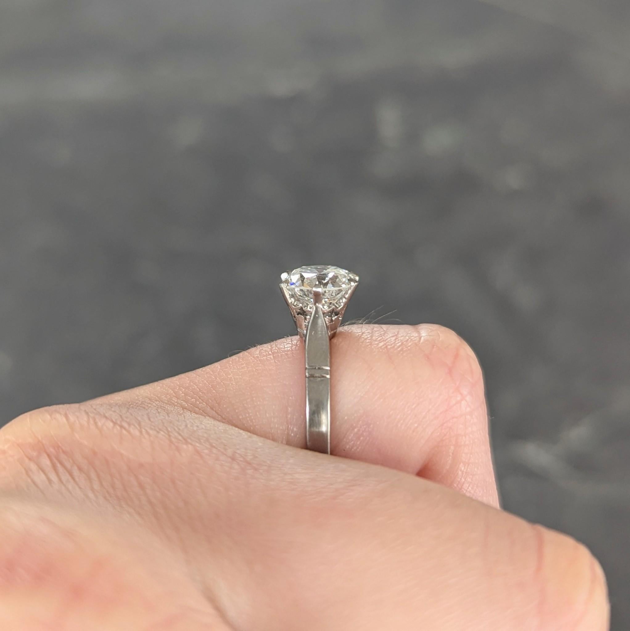 Anello di fidanzamento vintage in platino Art of Vintage 1.76 CTW Old European Cut Diamond GIA in vendita 7