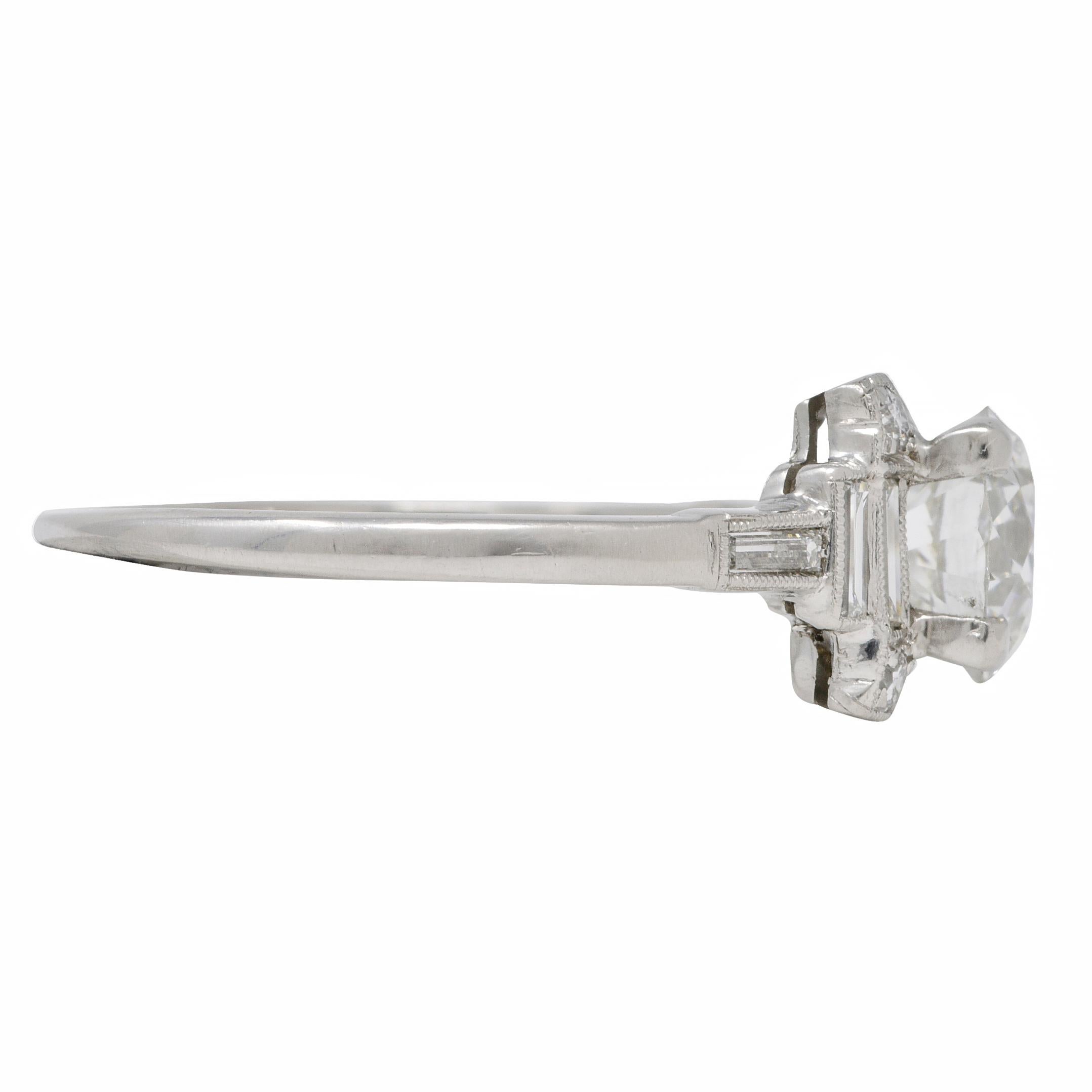 Art Deco Verlobungsring, 1,77 Karat Diamant Platin Quadratischer Cluster Vintage (Alteuropäischer Schliff)
