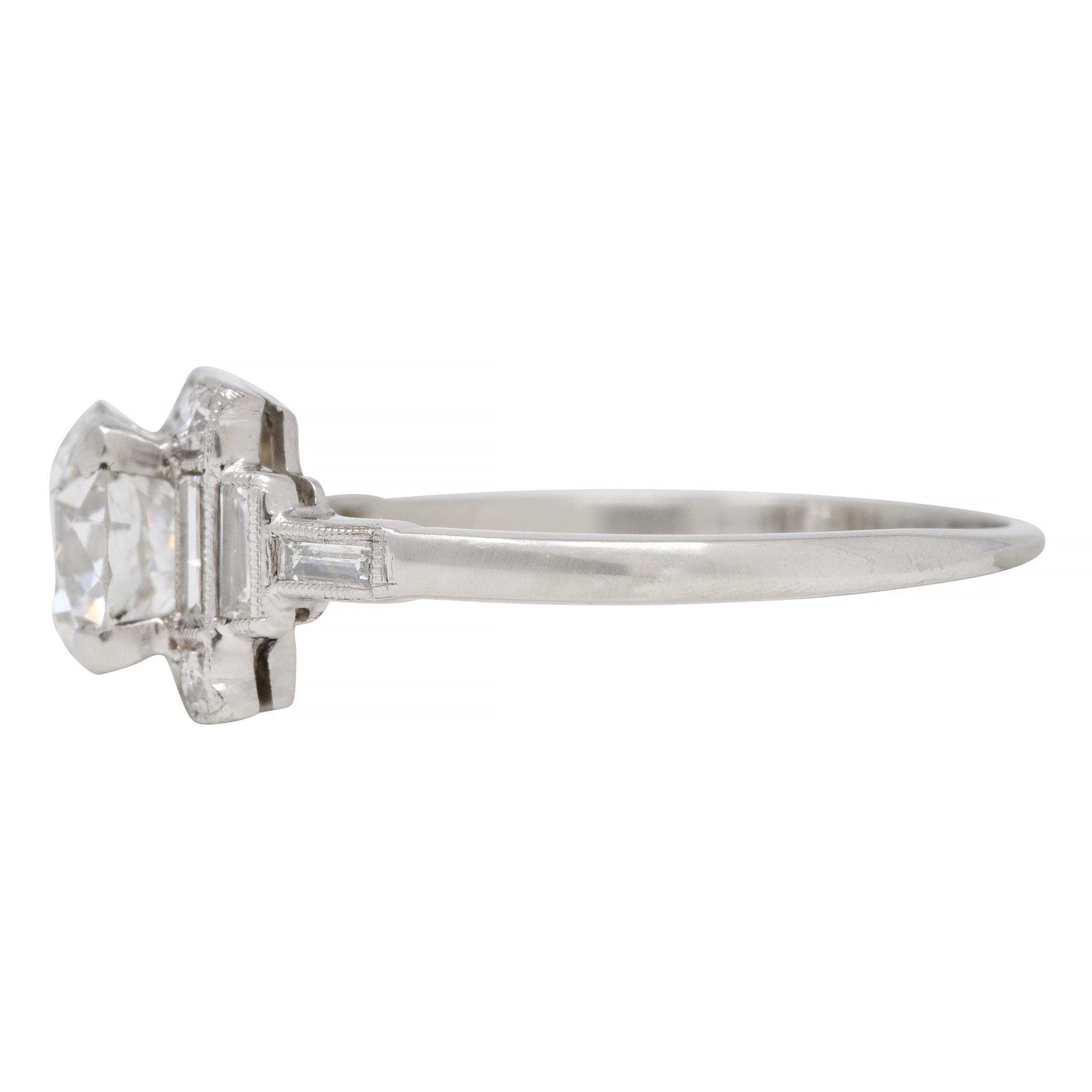 Art Deco Verlobungsring, 1,77 Karat Diamant Platin Quadratischer Cluster Vintage für Damen oder Herren