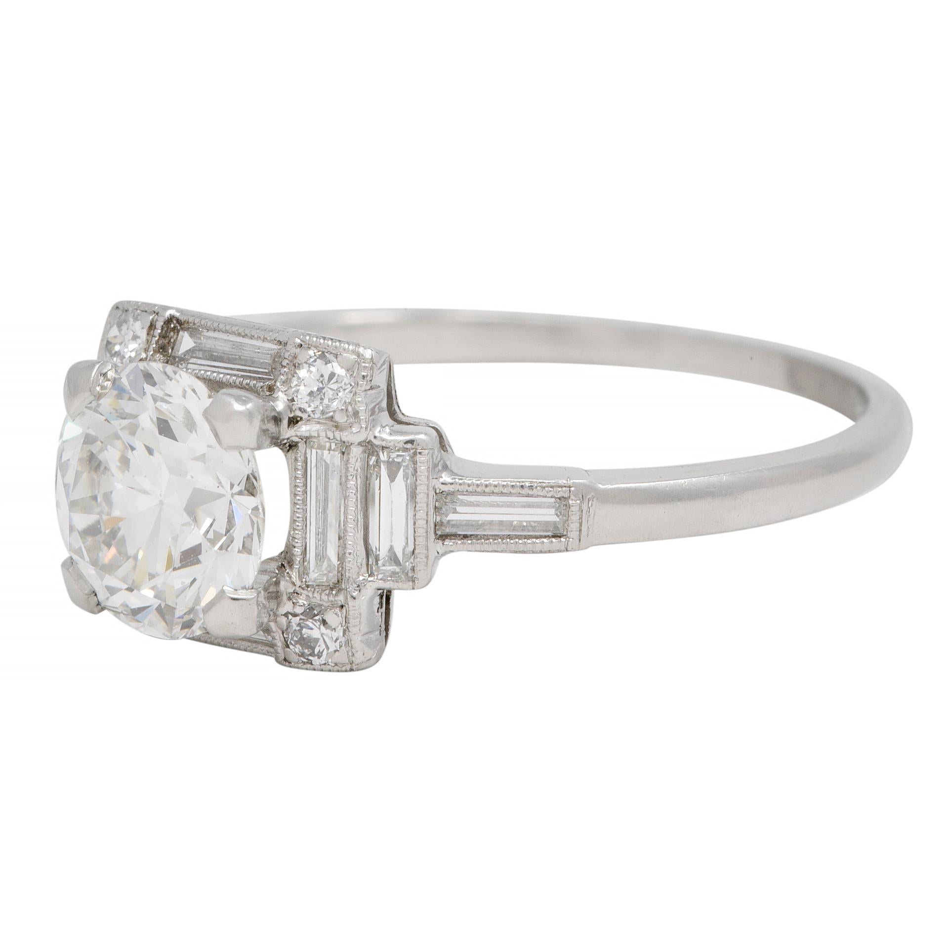 Art Deco Verlobungsring, 1,77 Karat Diamant Platin Quadratischer Cluster Vintage 1