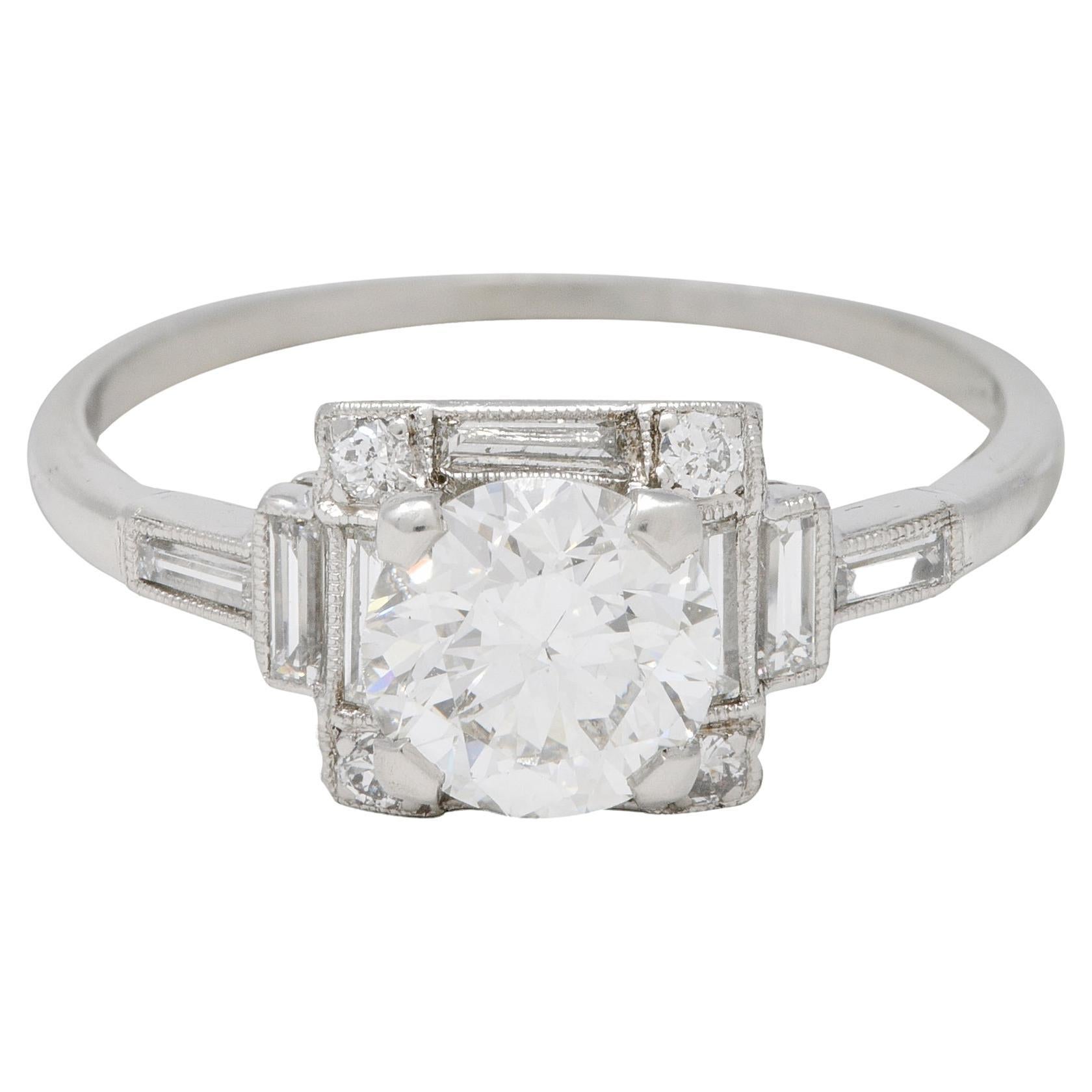 Art Deco Verlobungsring, 1,77 Karat Diamant Platin Quadratischer Cluster Vintage