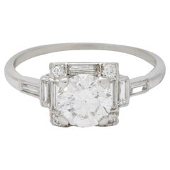 Art Deco Verlobungsring, 1,77 Karat Diamant Platin Quadratischer Cluster Vintage