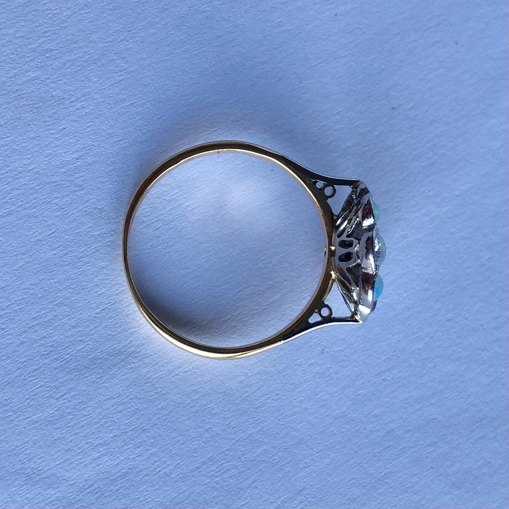 Art Deco 18 Karat Gold und Platin Opal und Diamant Panel Ring (Alteuropäischer Schliff) im Angebot