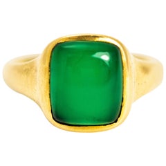 Antique Art Deco 18 Carat Gold Green Chalcedony Ring