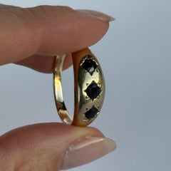 Art Deco 18 Carat Gold Sapphire Three Stone Star Setting Ring