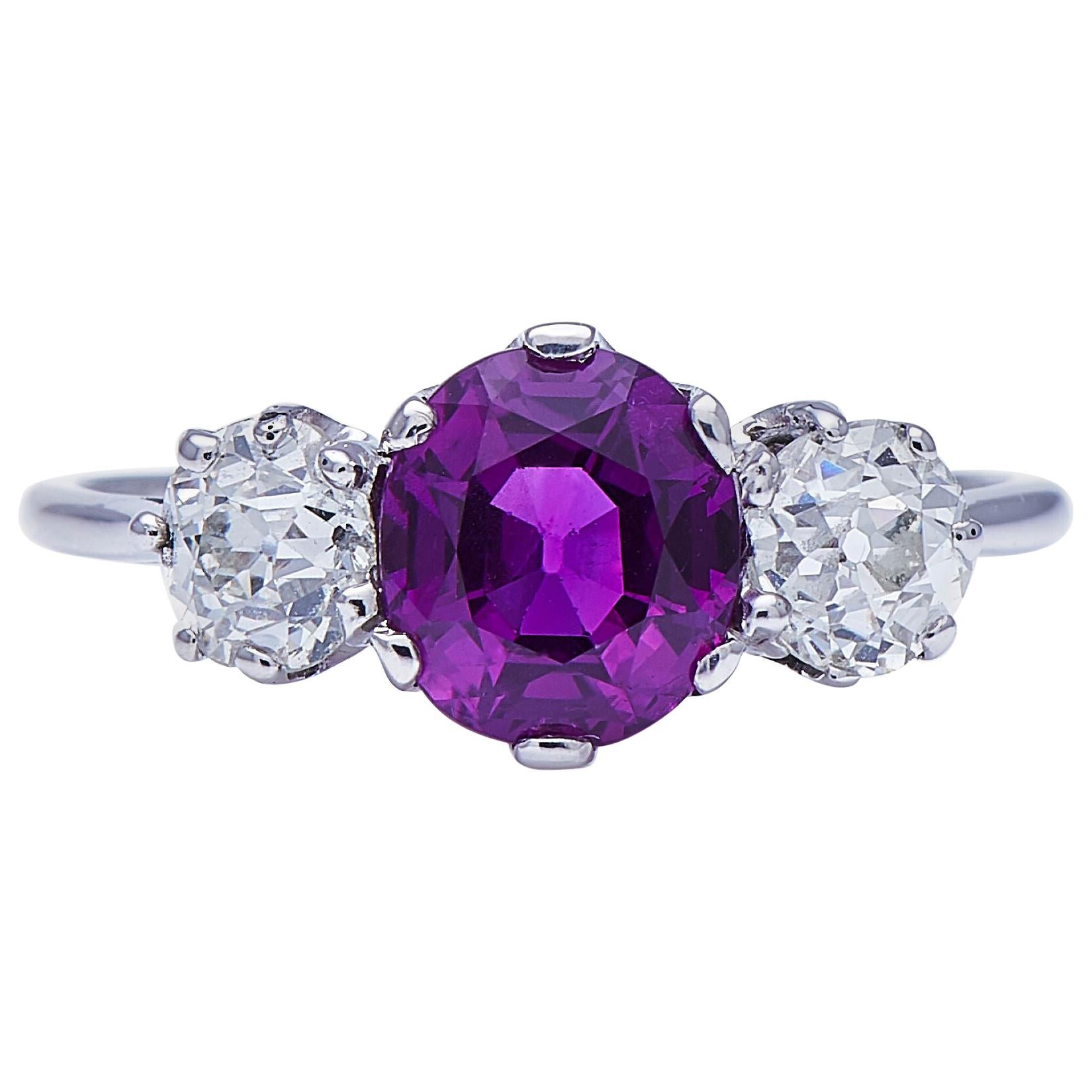 Art Deco, 18 Carat White Gold Rare Natural Purple Sapphire and Diamond Ring For Sale