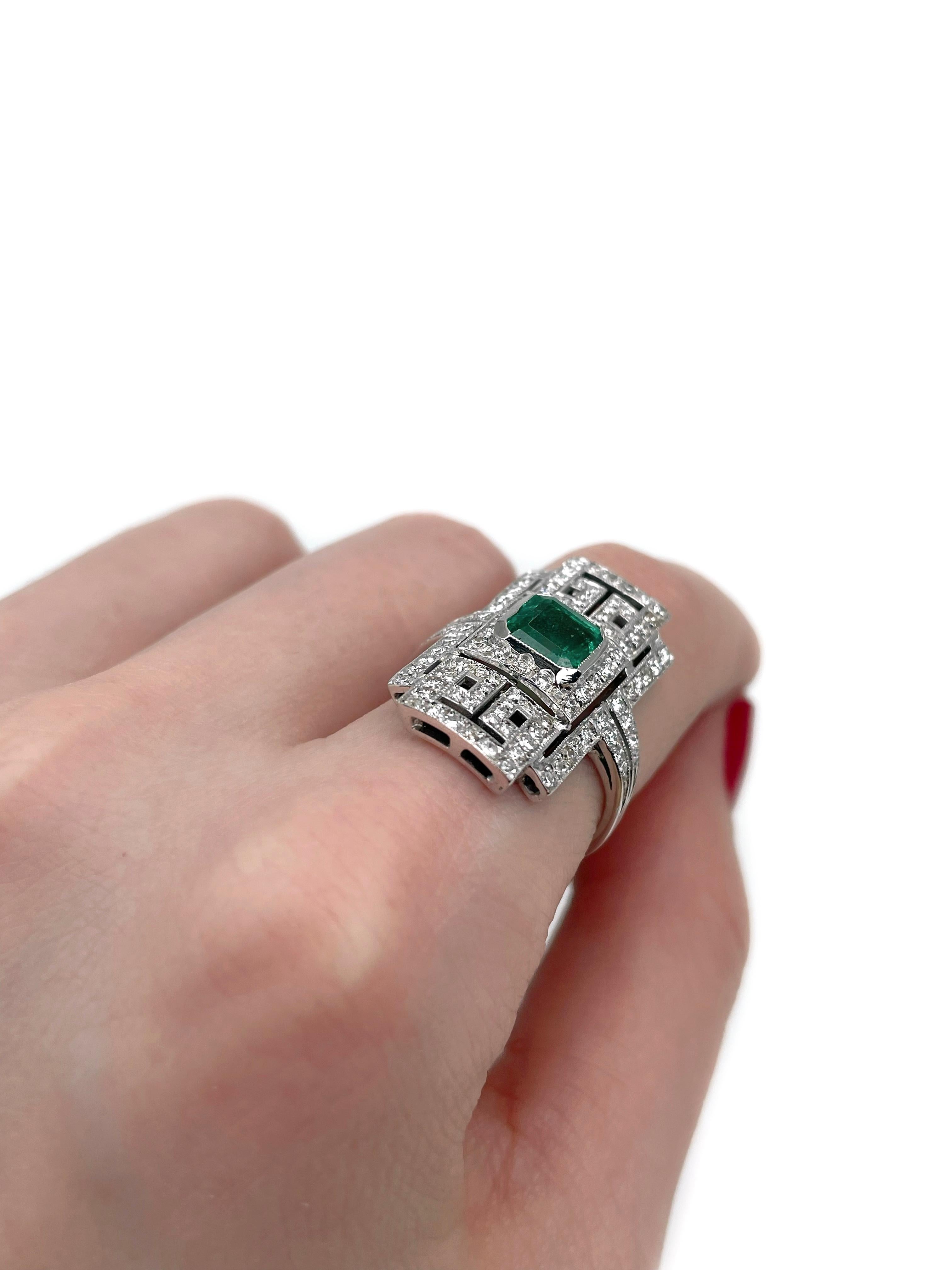 Mixed Cut Art Deco 18 Karat Gold 1.20 Carat Emerald 0.63 Carat Diamond Cocktail Ring