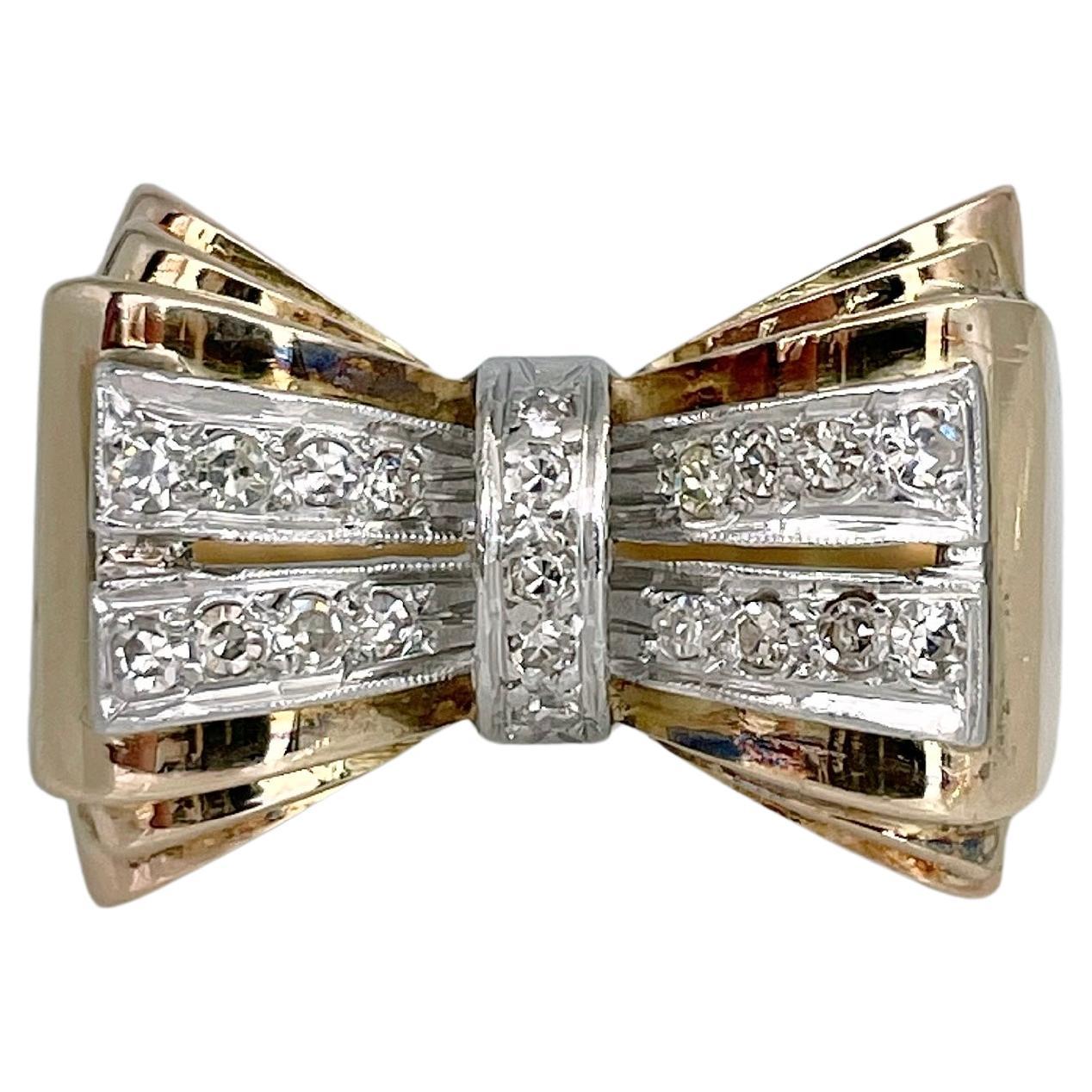 Art Deco 18 Karat Gold Diamond Bow Shape Cocktail Ring