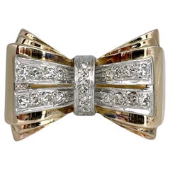 Bague cocktail Art déco en or 18 carats avec diamant en forme de nœud