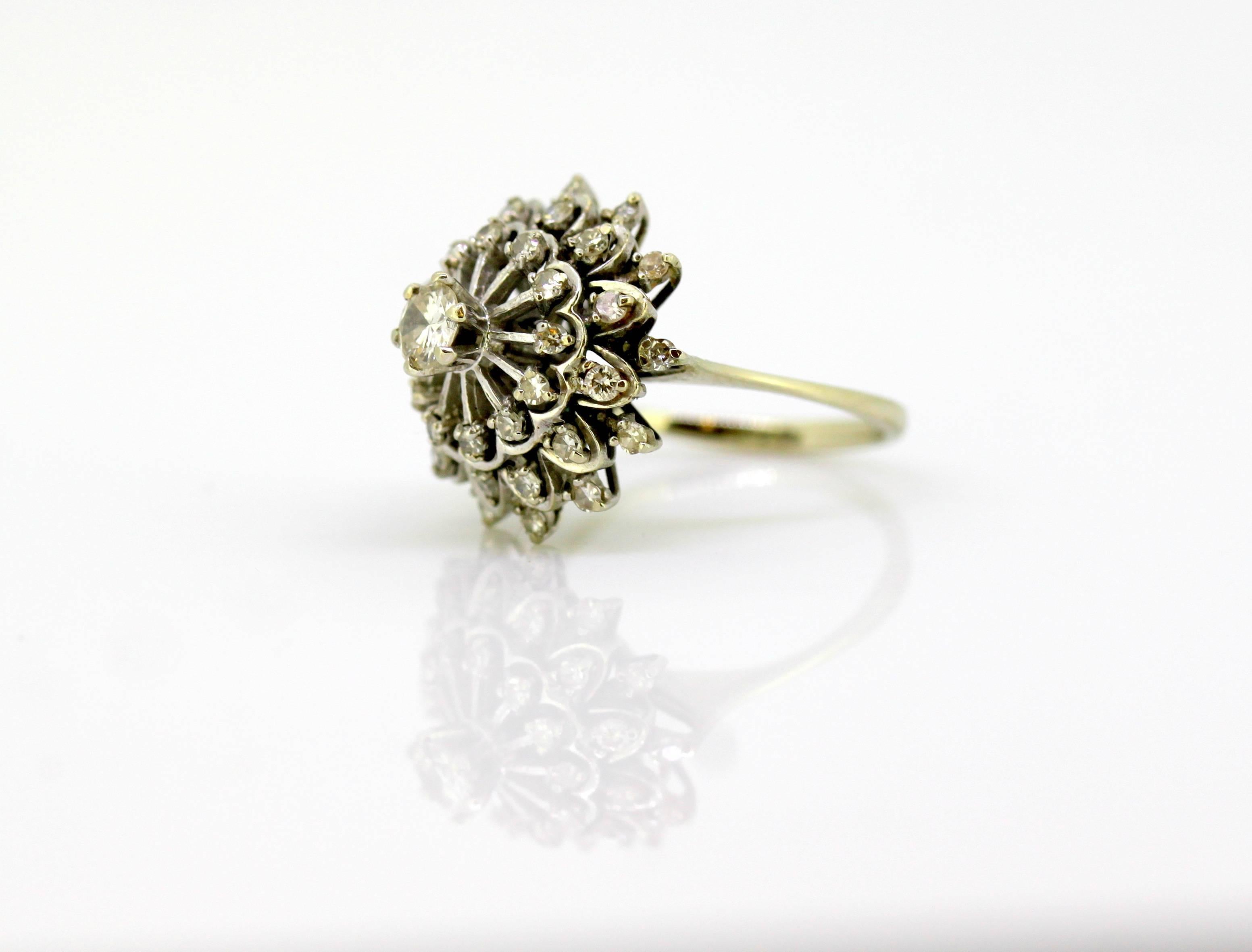 Art Deco 18 Karat Gold Ladies Cluster Ring with Diamonds '0.61 Carat Total' 2
