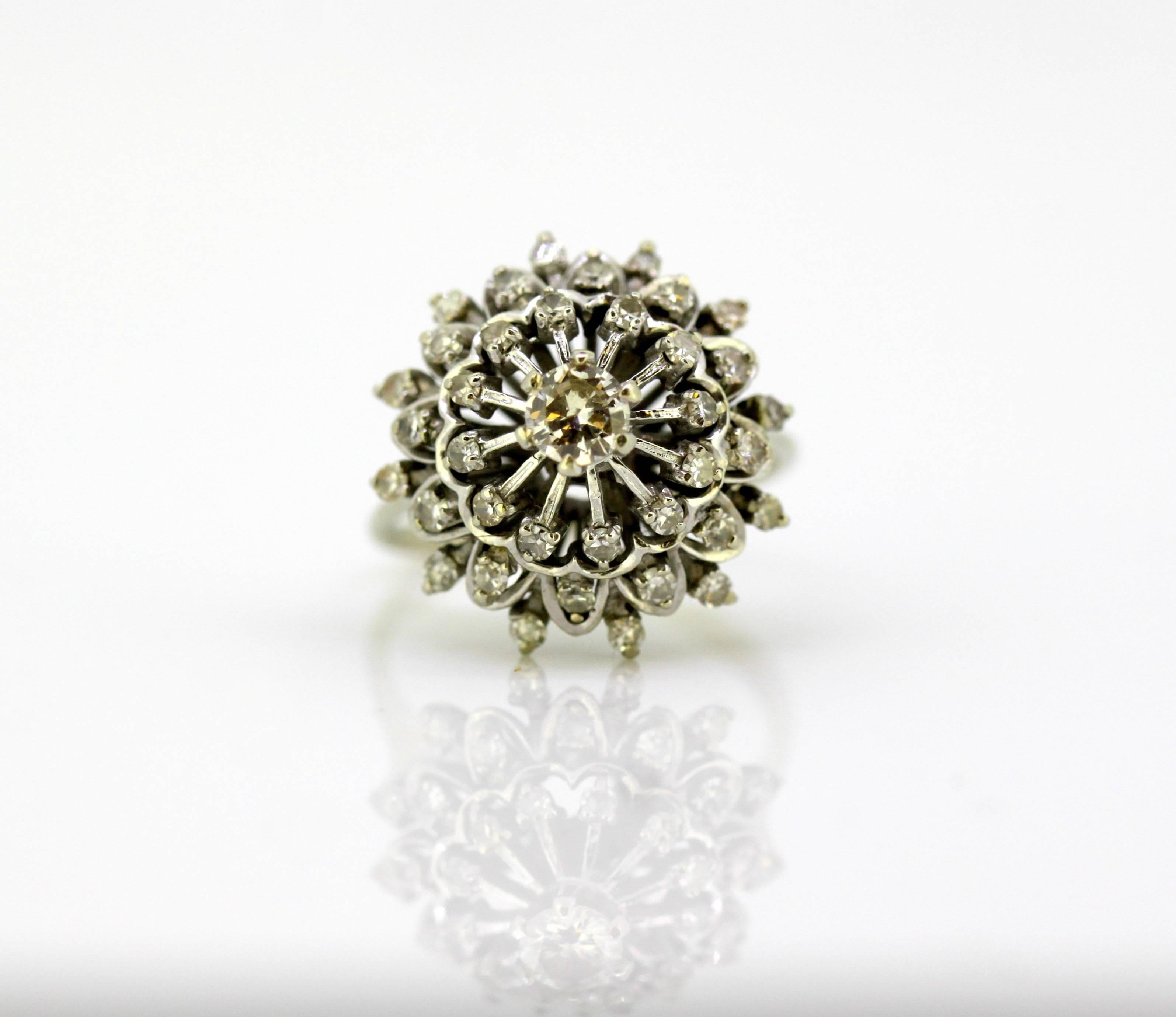 Art Deco 18 Karat Gold Ladies Cluster Ring with Diamonds '0.61 Carat Total' 3