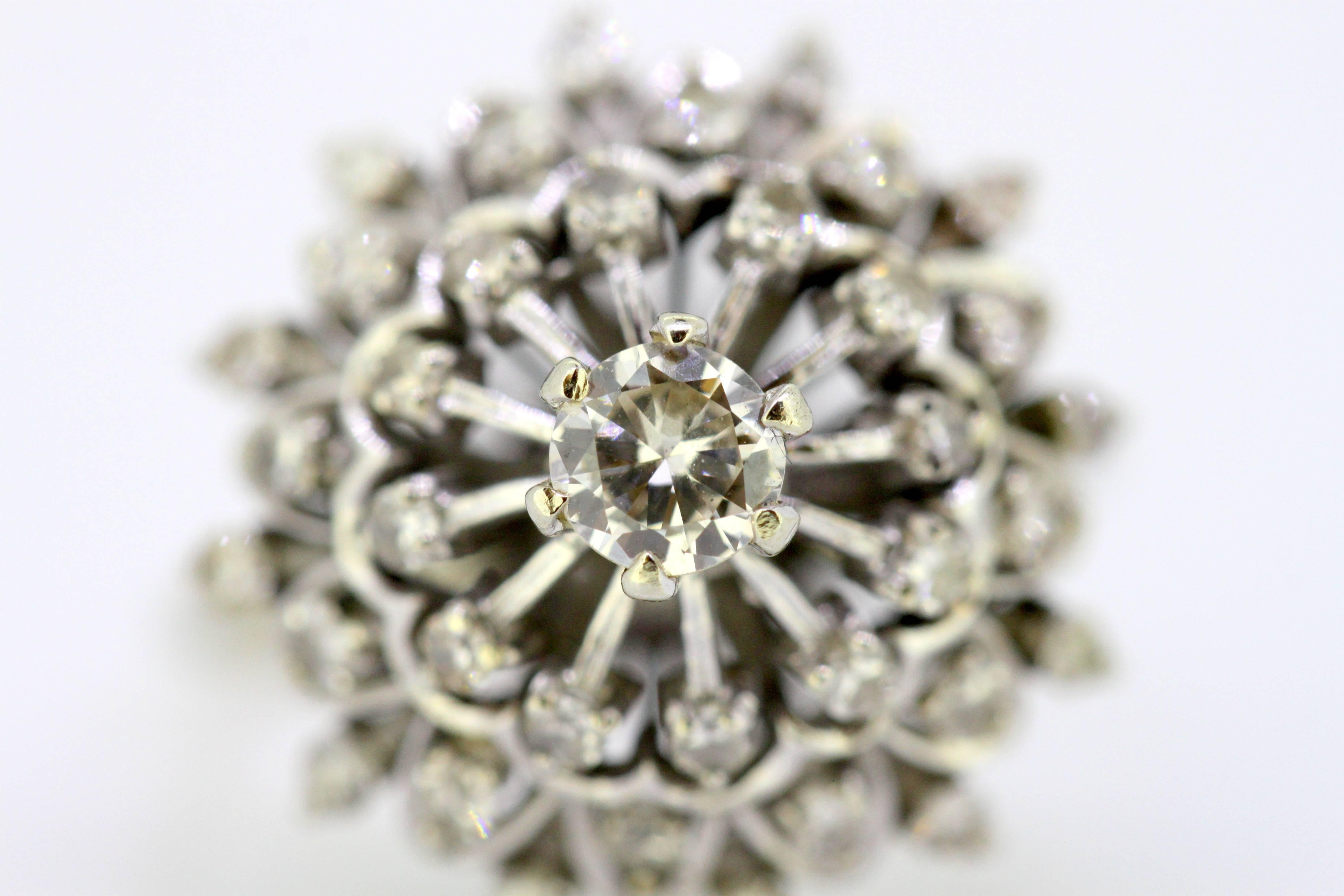 Art Deco 18 Karat Gold Ladies Cluster Ring with Diamonds '0.61 Carat Total' 4