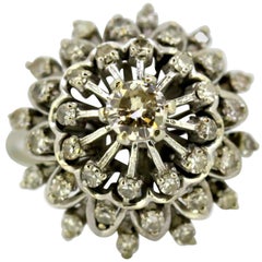 Art Deco 18 Karat Gold Ladies Cluster Ring with Diamonds '0.61 Carat Total'