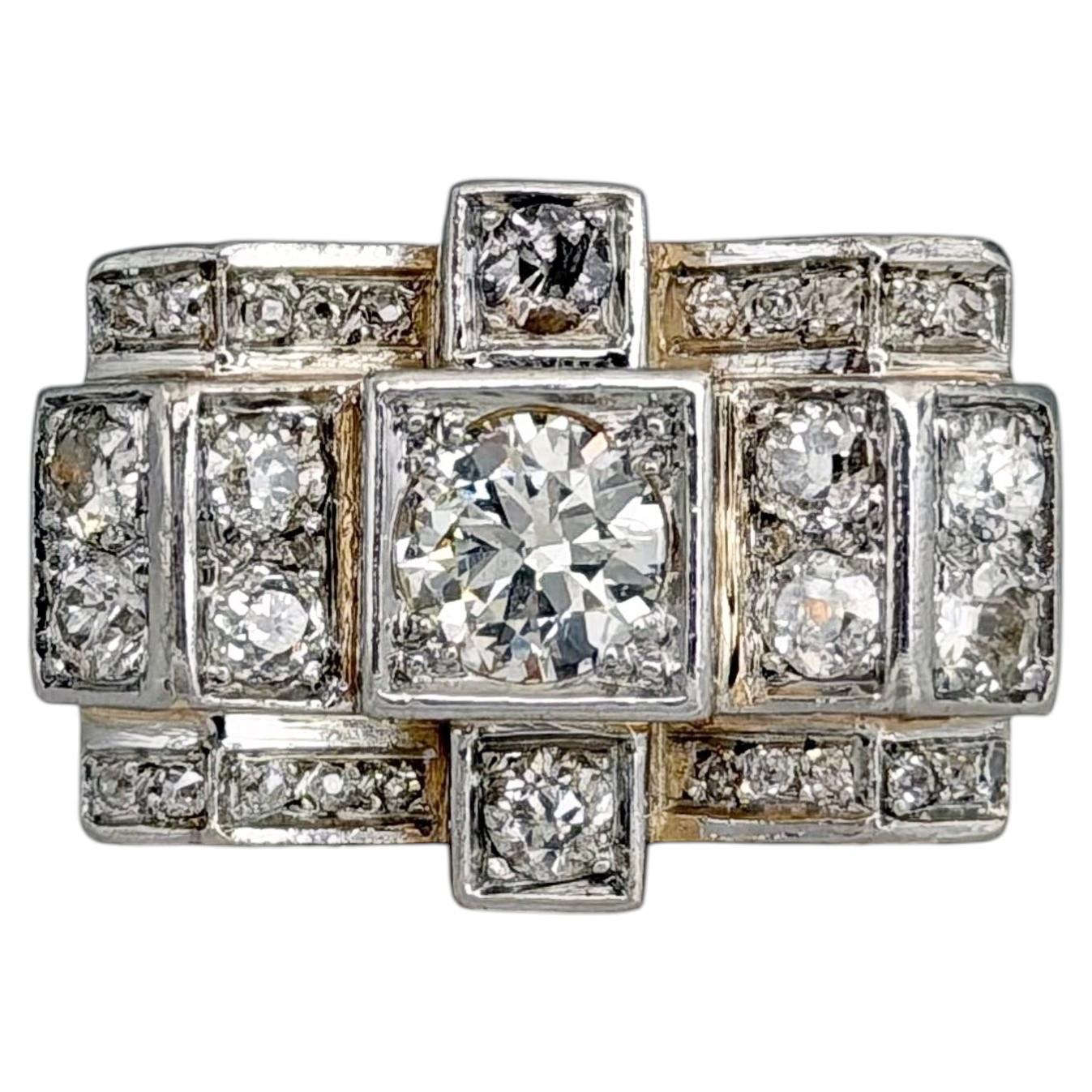 Art Deco 18 Karat Gold TW 1.65 Carat Diamond Cocktail Ring