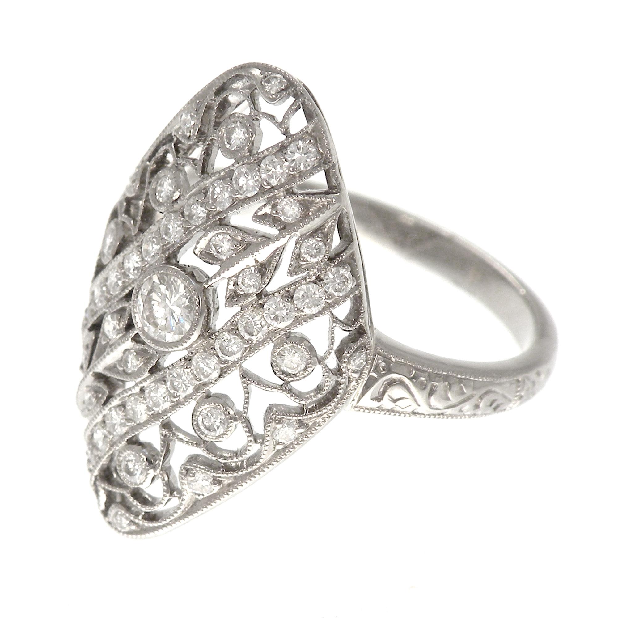 Women's or Men's Art Deco 18 Karat White Gold Diamond Filigree Ring For Sale