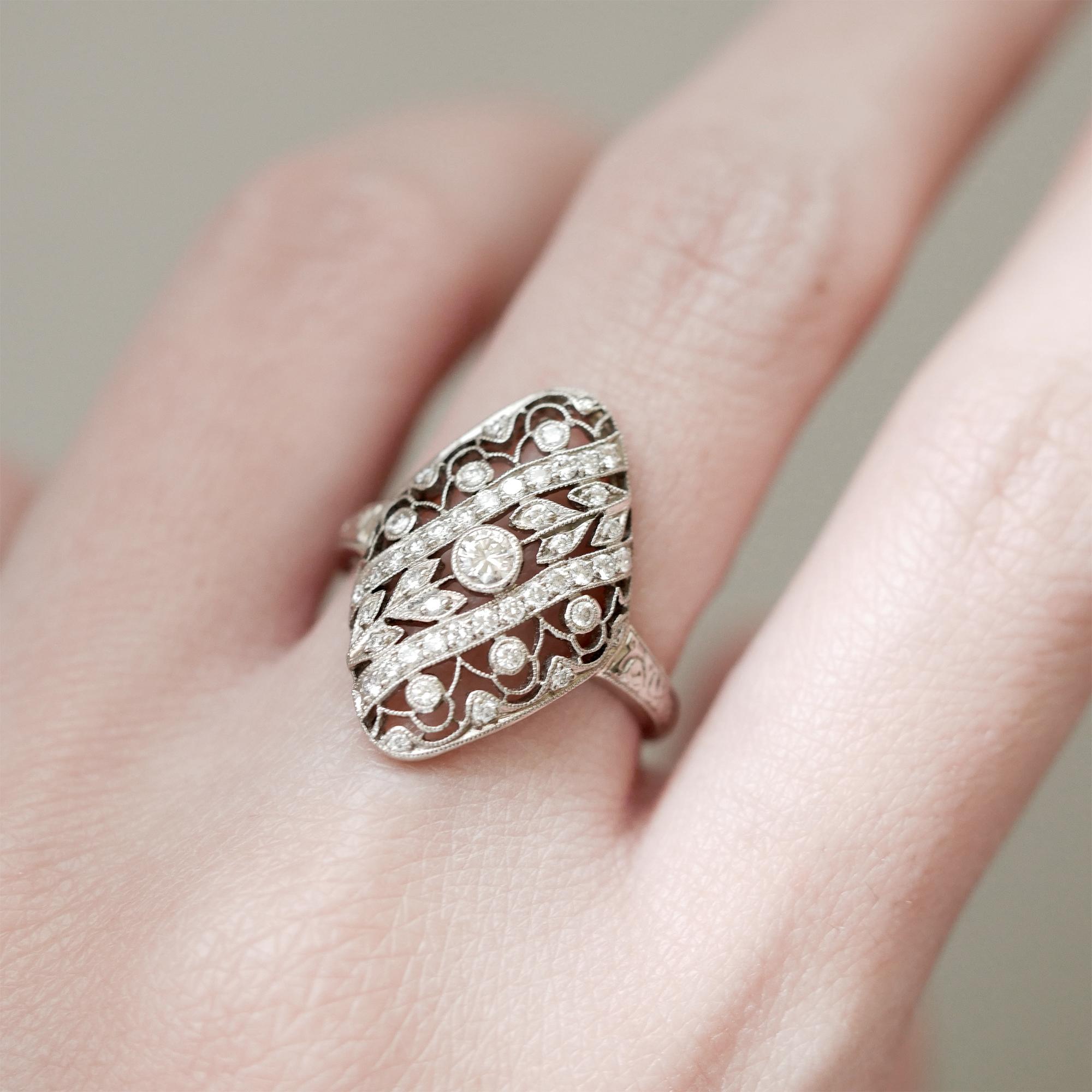 Art Deco 18 Karat White Gold Diamond Filigree Ring For Sale 4