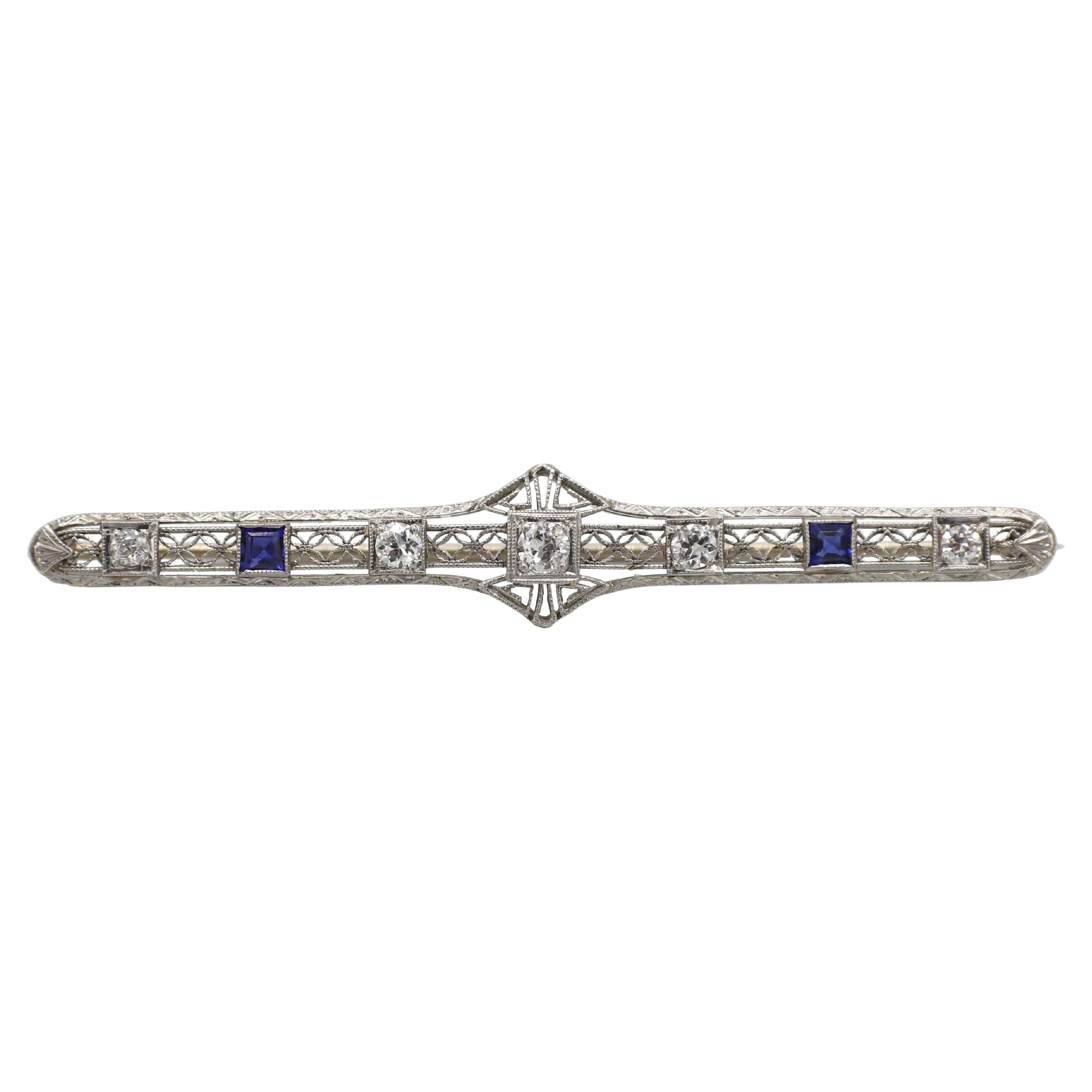 Art Deco 18 Karat White Gold Natural Diamond 
Sapphire Filigree Bar Pin Brooch
