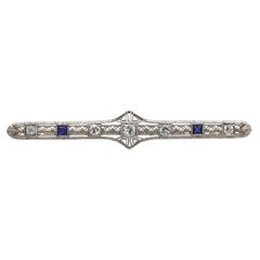 Antique Art Deco 18 Karat White Gold Natural Diamond & Sapphire Filigree Bar Pin Brooch