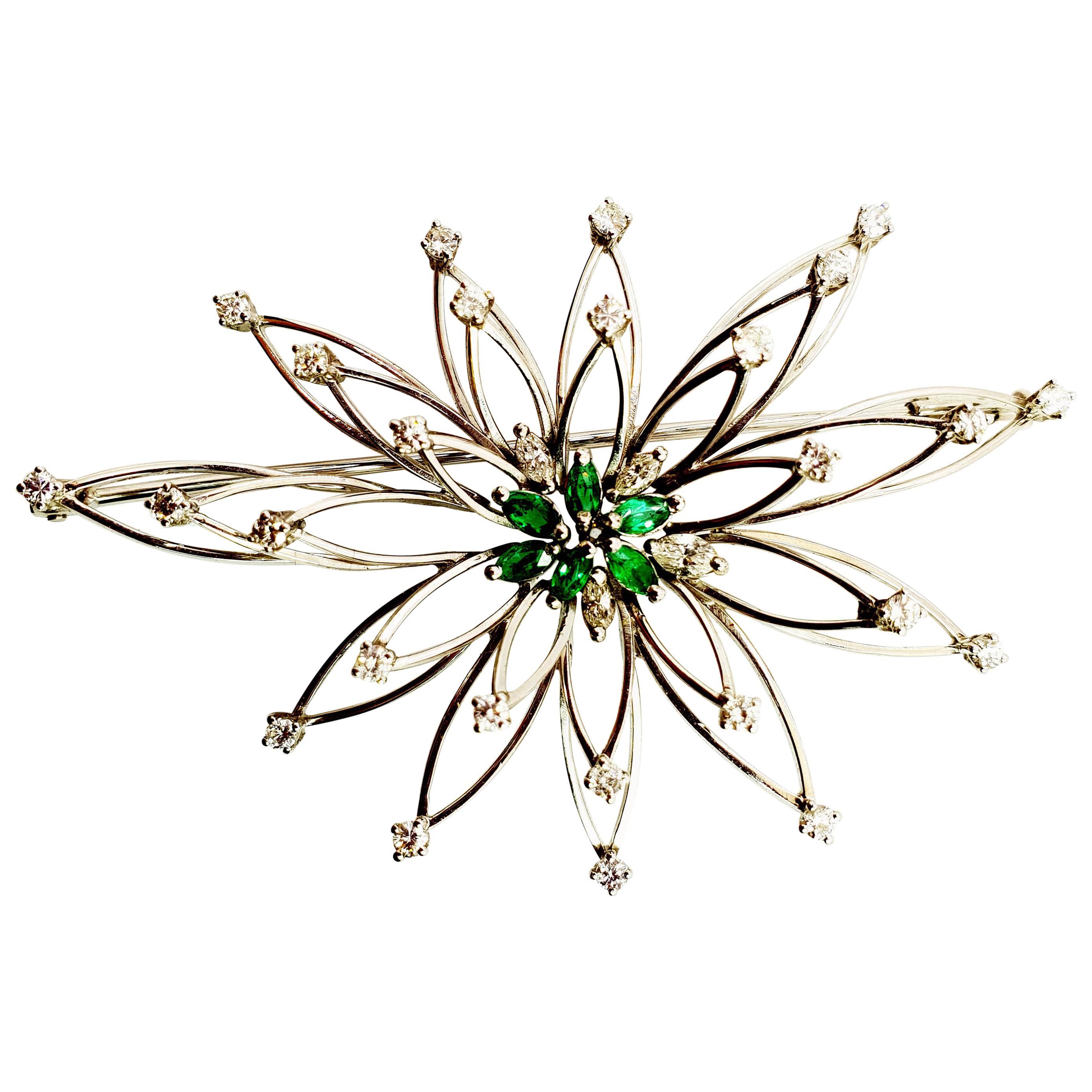 Art Deco 18 Karat White Gold Diamonds and Emerald Brooche