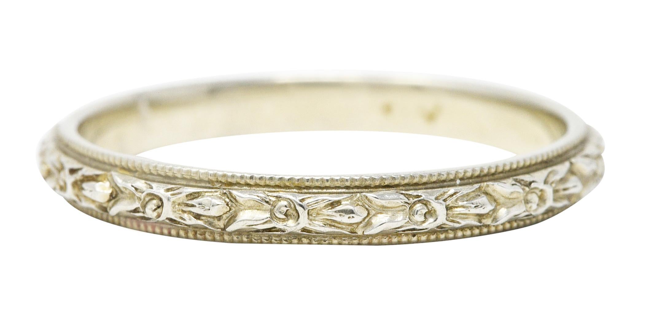 Art Deco 18 Karat White Gold Floral Wedding Band Ring In Excellent Condition In Philadelphia, PA
