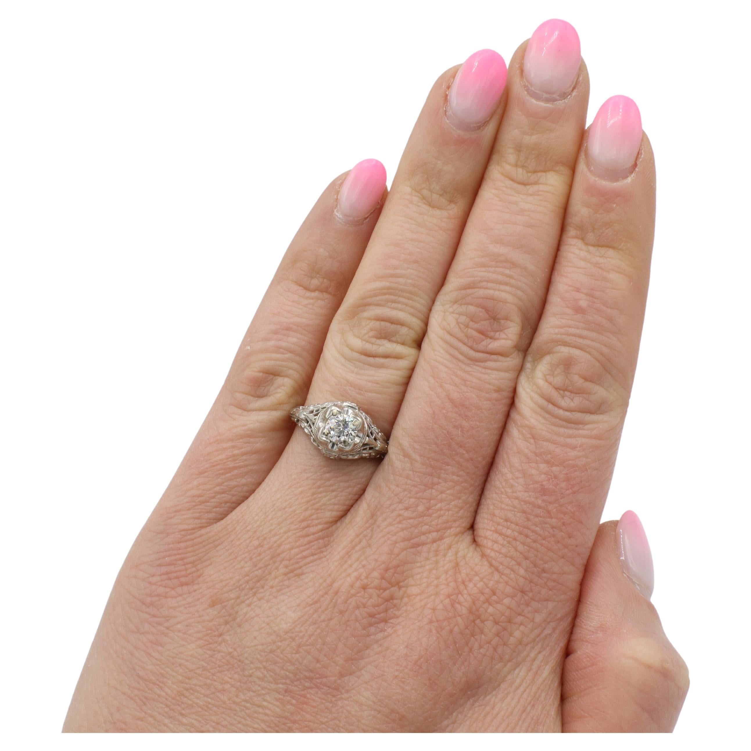 Art Deco 18 Karat White Gold Old European Cut Natural Diamond Engagement Ring For Sale 1