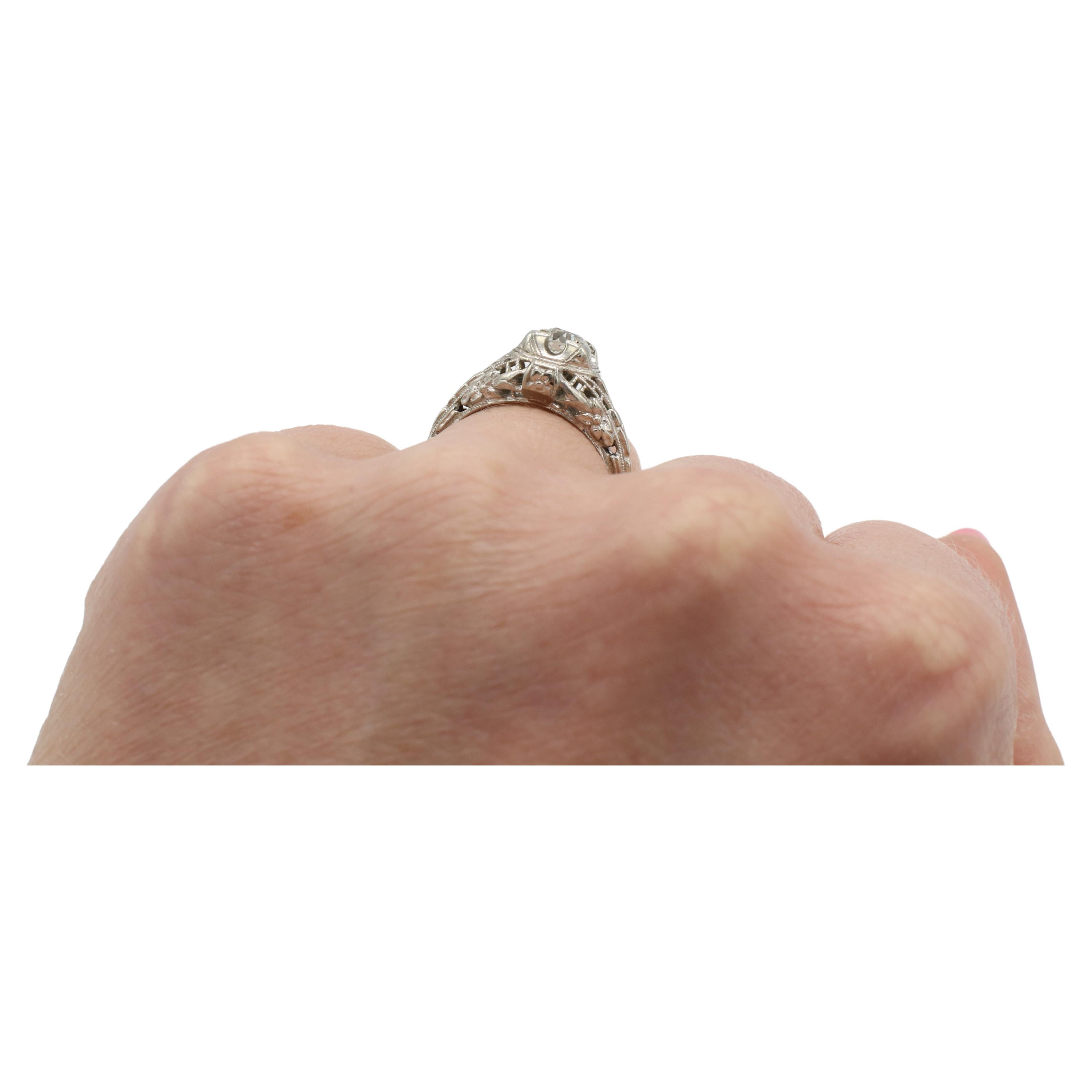 Art Deco 18 Karat White Gold Old European Cut Natural Diamond Engagement Ring For Sale 2